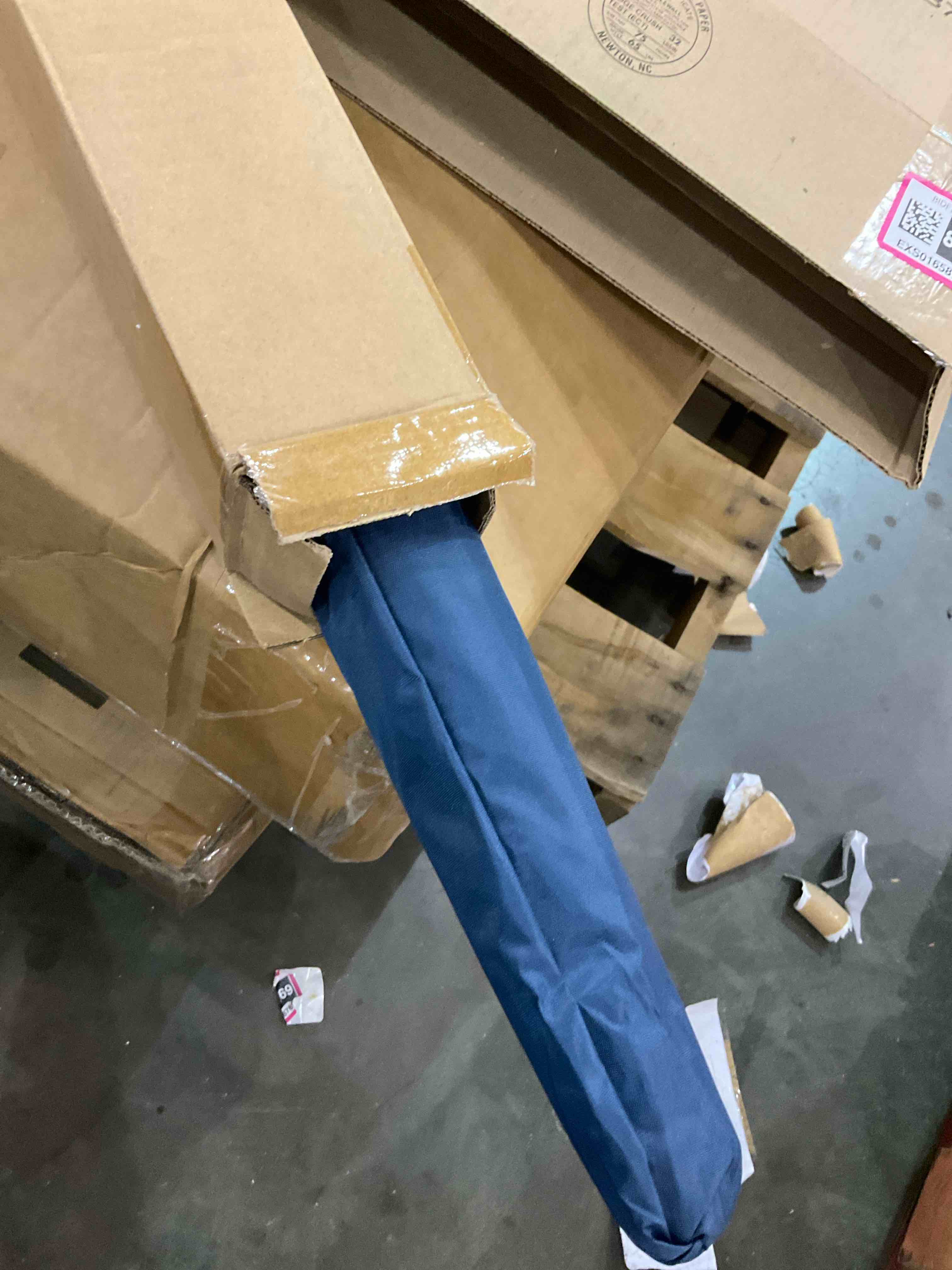 https://s3.amazonaws.com/lotting-images-prod/BargainHunt/EXS01658795_1720613233271.jpeg