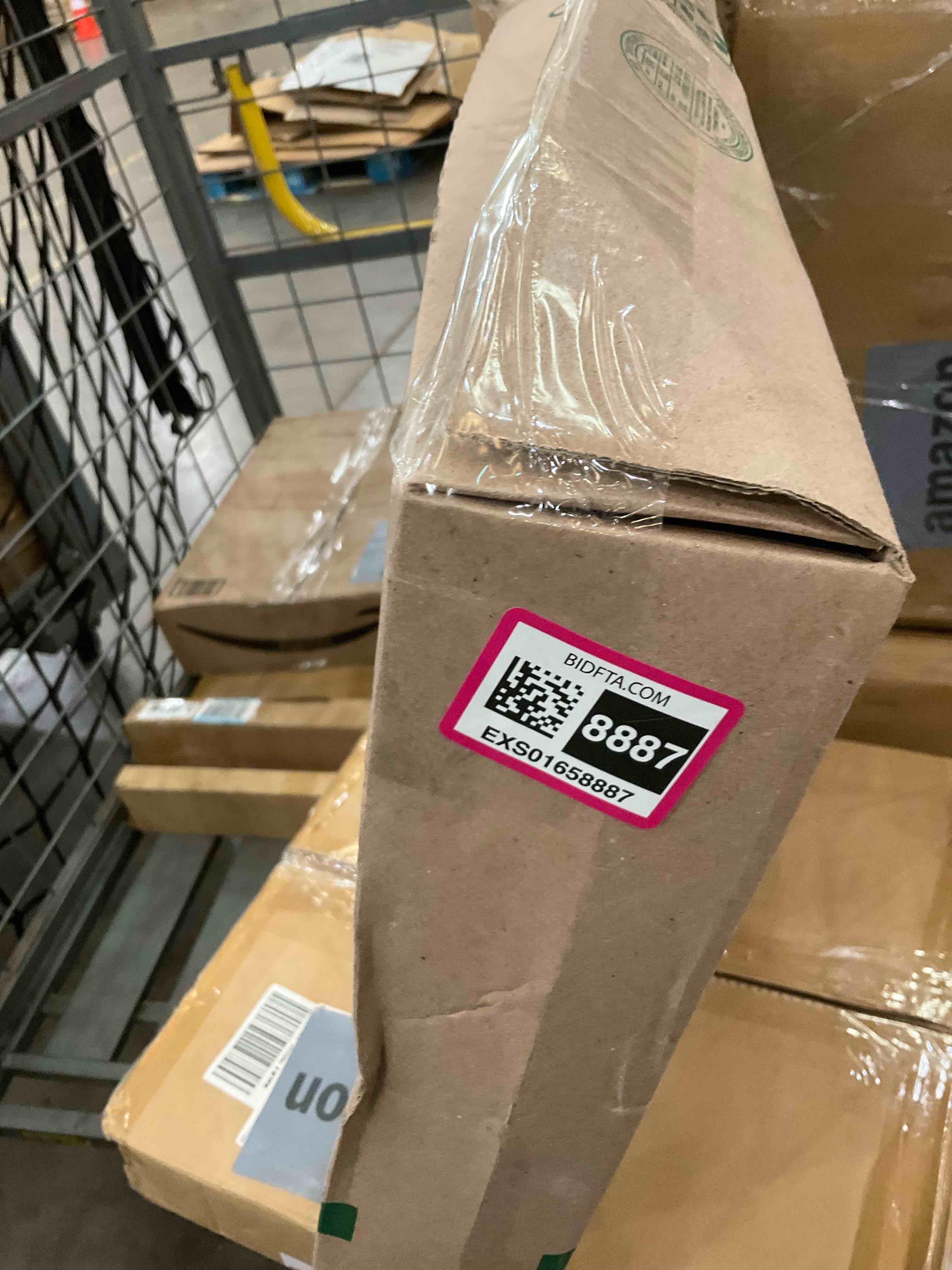 https://s3.amazonaws.com/lotting-images-prod/BargainHunt/EXS01658887_1720630771769.jpeg