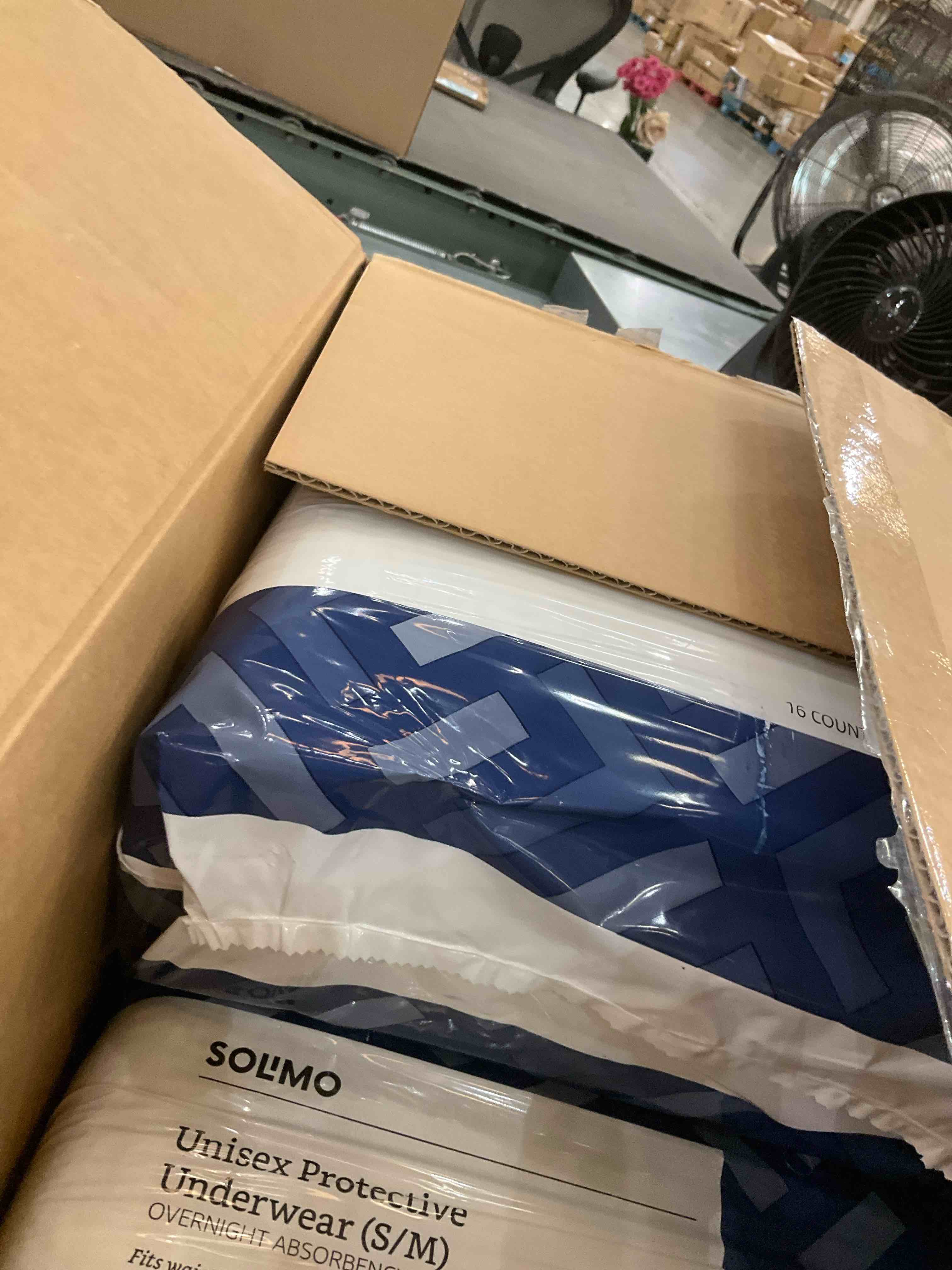 https://s3.amazonaws.com/lotting-images-prod/BargainHunt/EXS01658894_1720631351916.jpeg