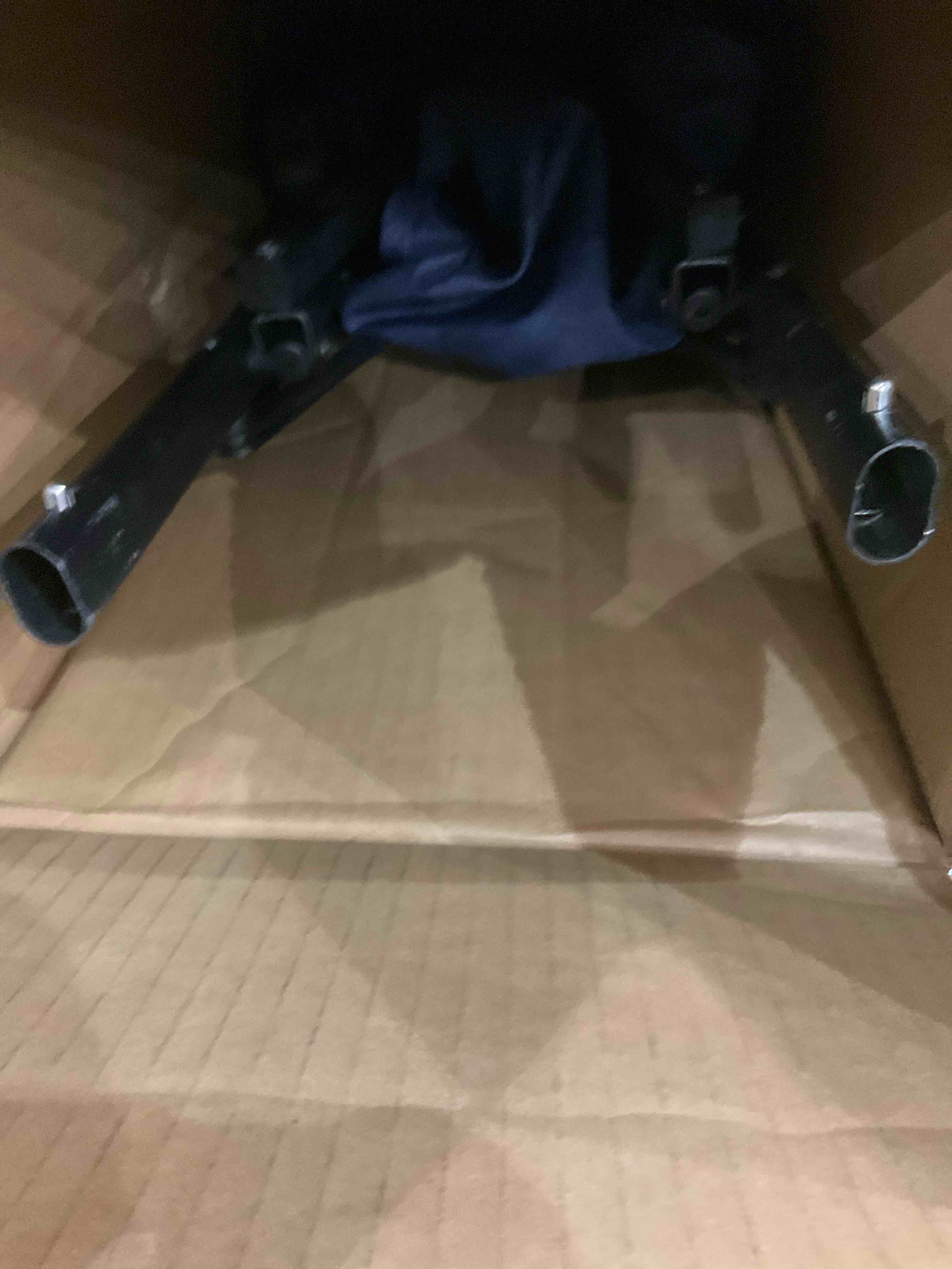 https://s3.amazonaws.com/lotting-images-prod/BargainHunt/EXS01659358_1720621169275.jpeg