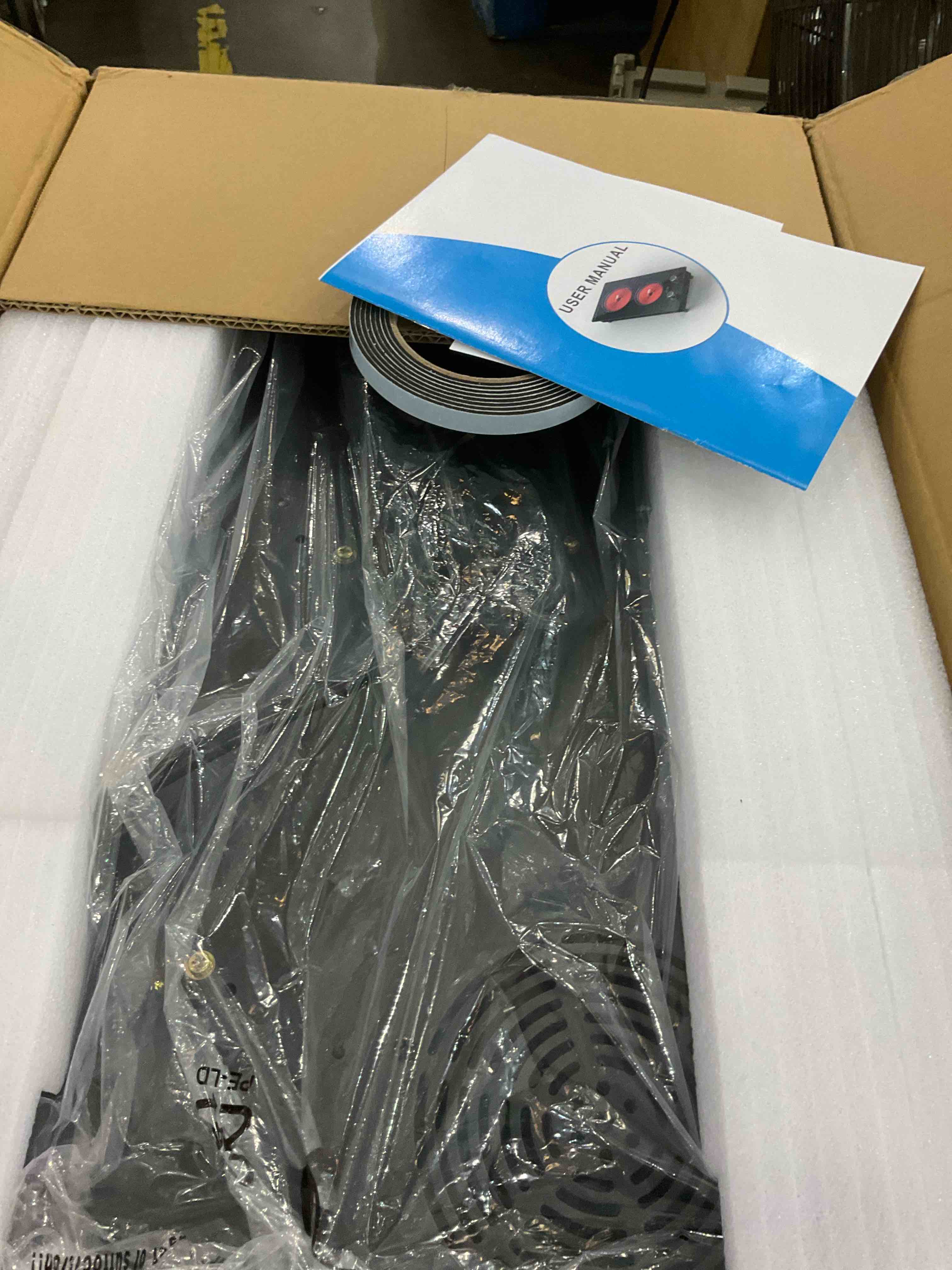 https://s3.amazonaws.com/lotting-images-prod/BargainHunt/EXS01659455_1720705498942.jpeg