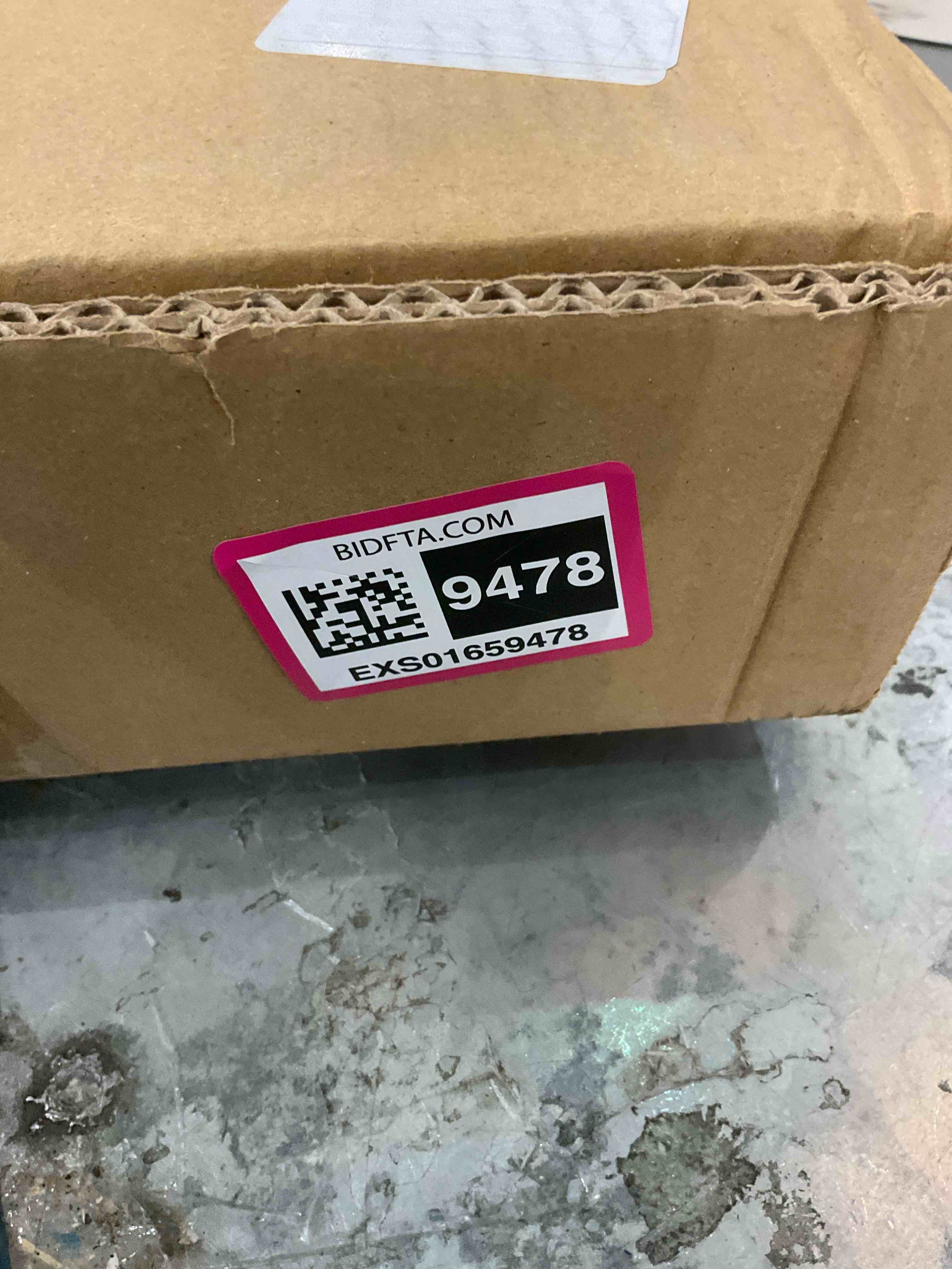 https://s3.amazonaws.com/lotting-images-prod/BargainHunt/EXS01659478_1720709528465.jpeg