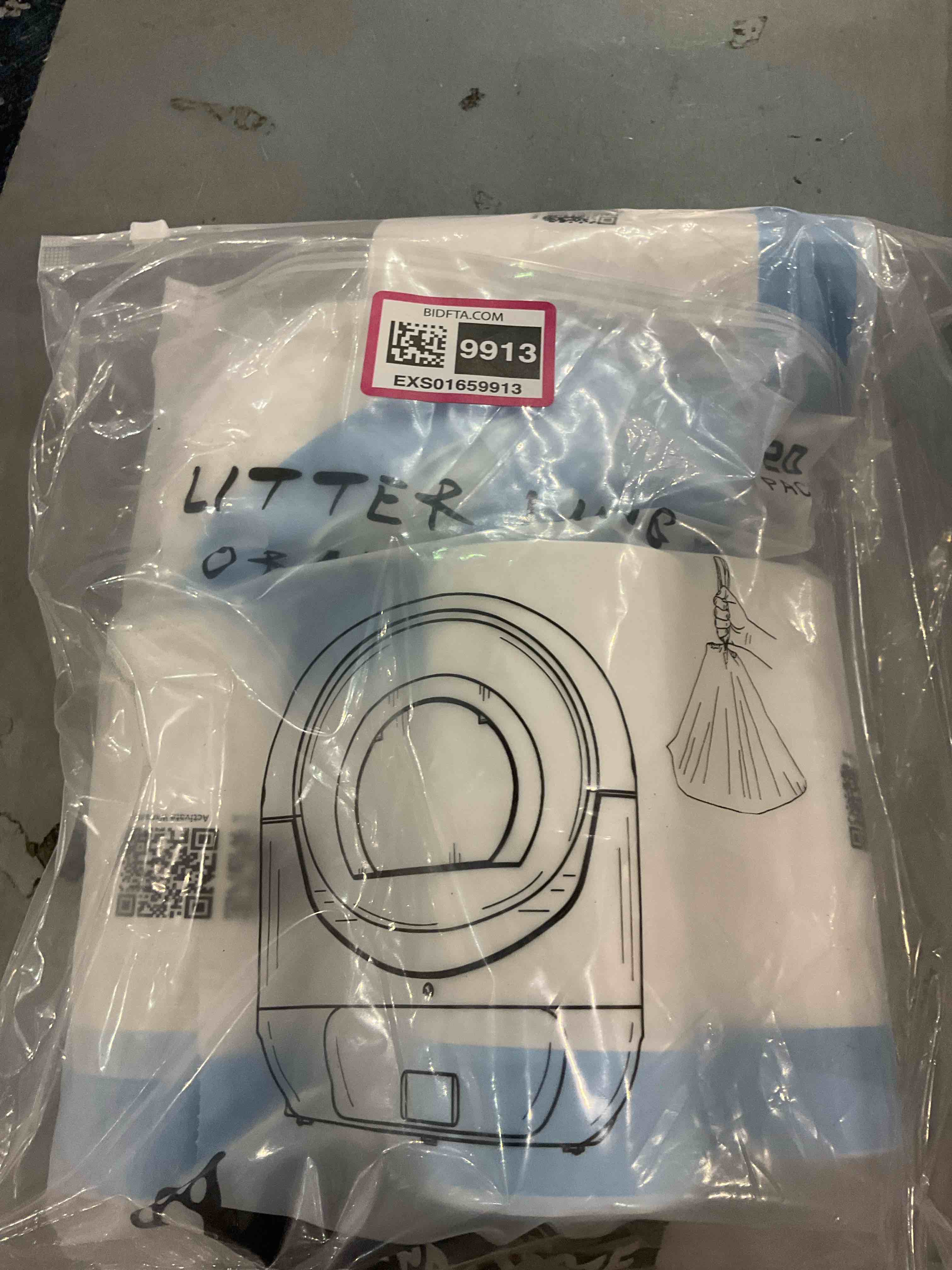 https://s3.amazonaws.com/lotting-images-prod/BargainHunt/EXS01659913_1721648028469.jpeg