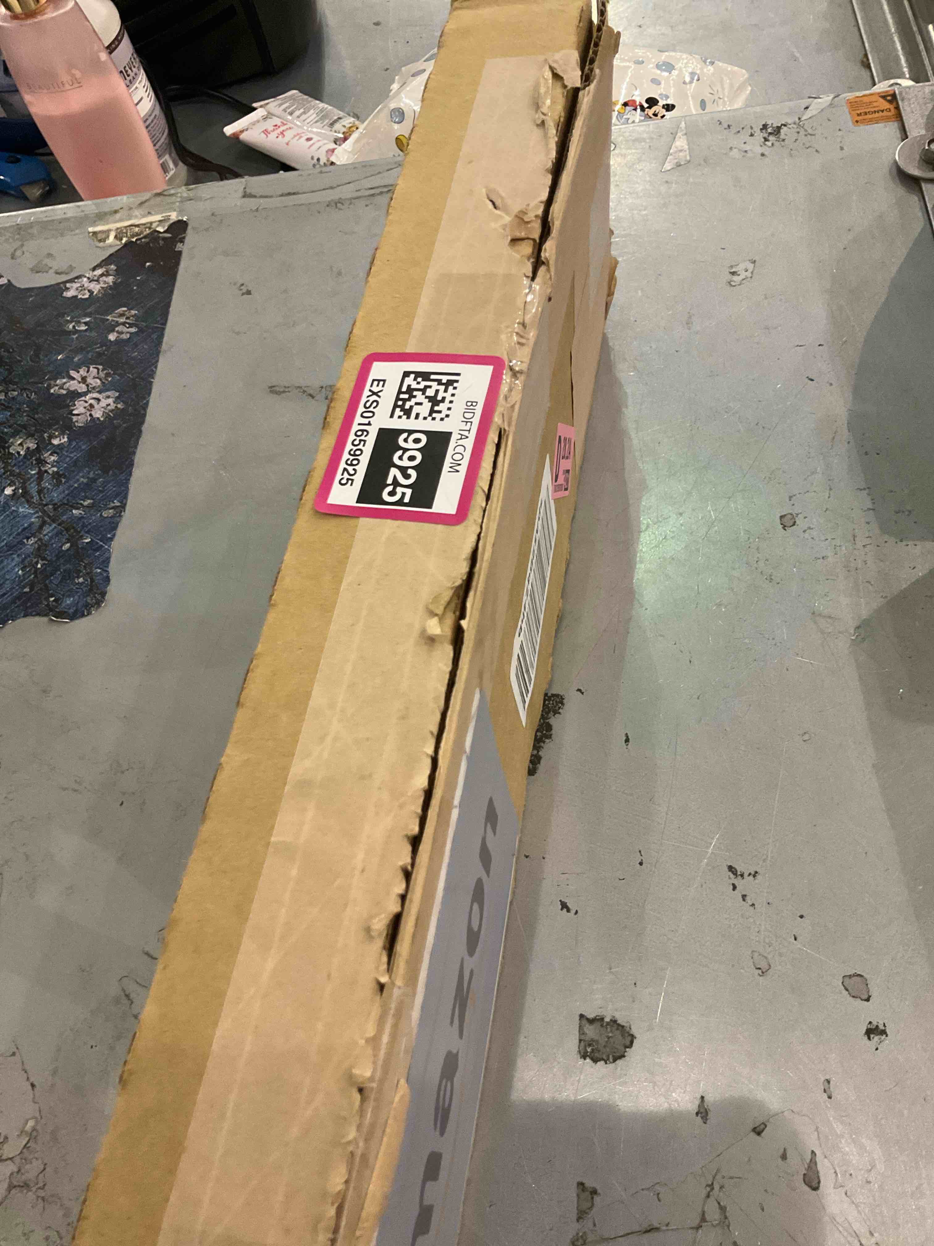 https://s3.amazonaws.com/lotting-images-prod/BargainHunt/EXS01659925_1721649180708.jpeg
