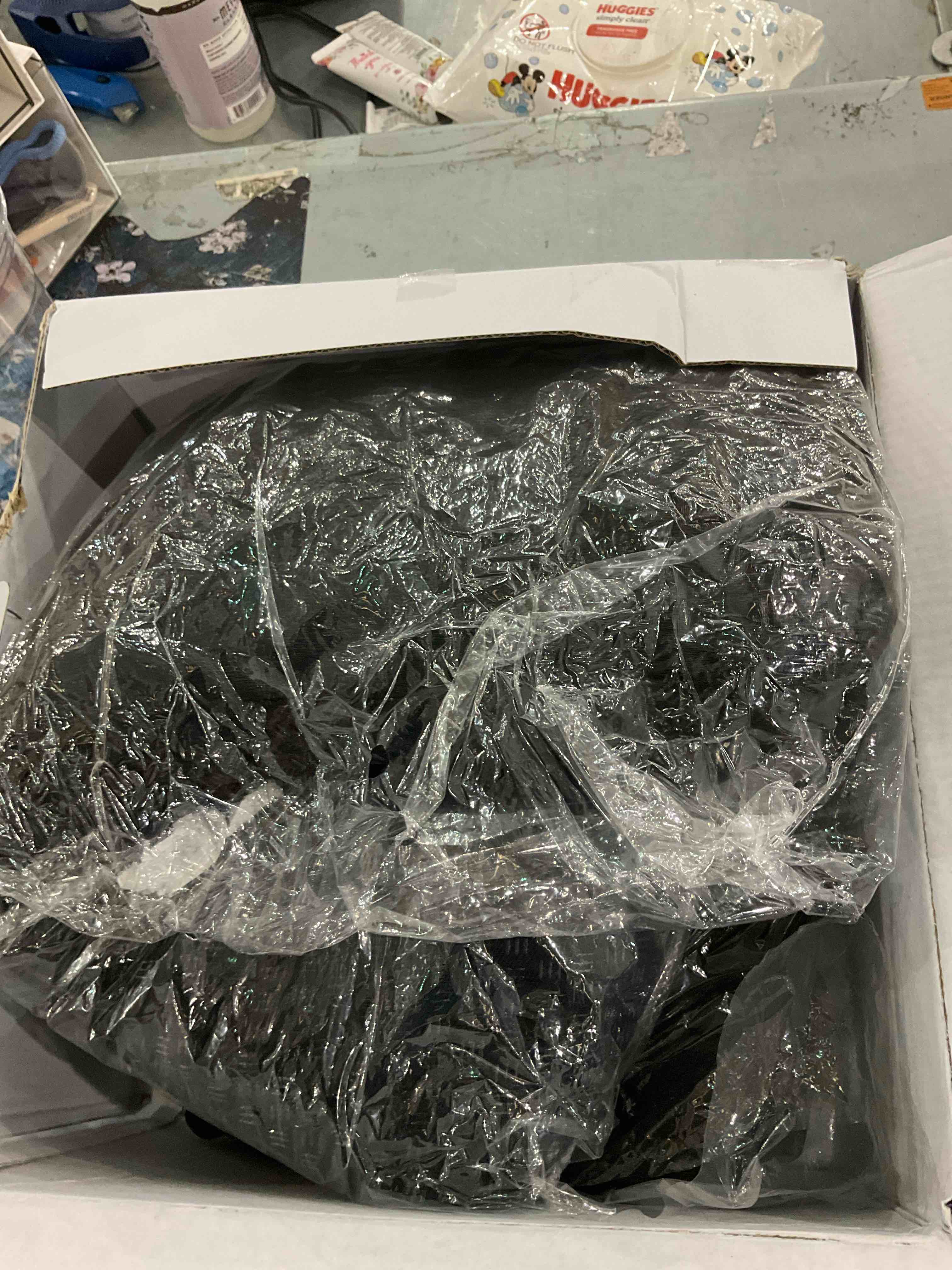 https://s3.amazonaws.com/lotting-images-prod/BargainHunt/EXS01659979_1721656203968.jpeg