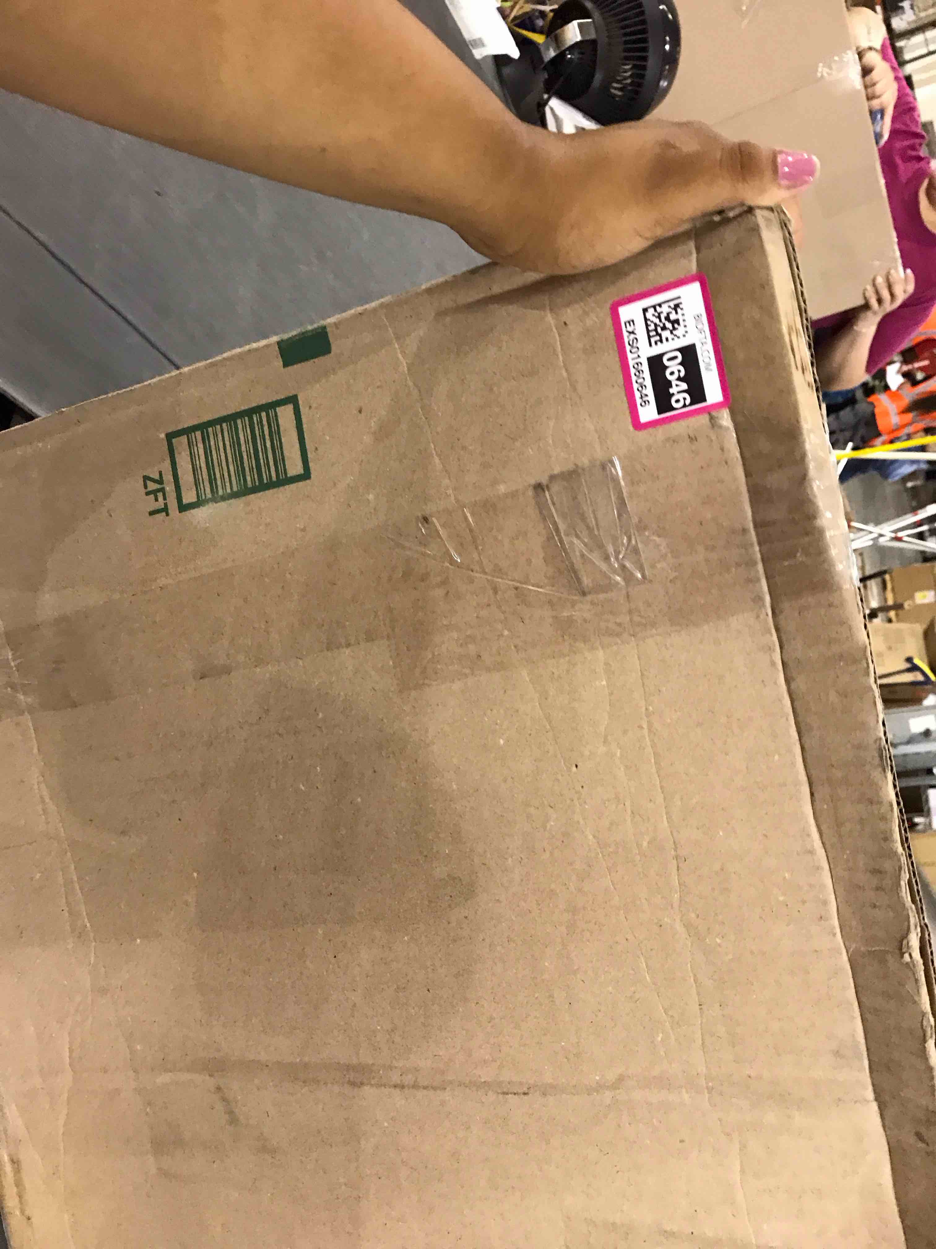 https://s3.amazonaws.com/lotting-images-prod/BargainHunt/EXS01660646_1718717328933.jpeg