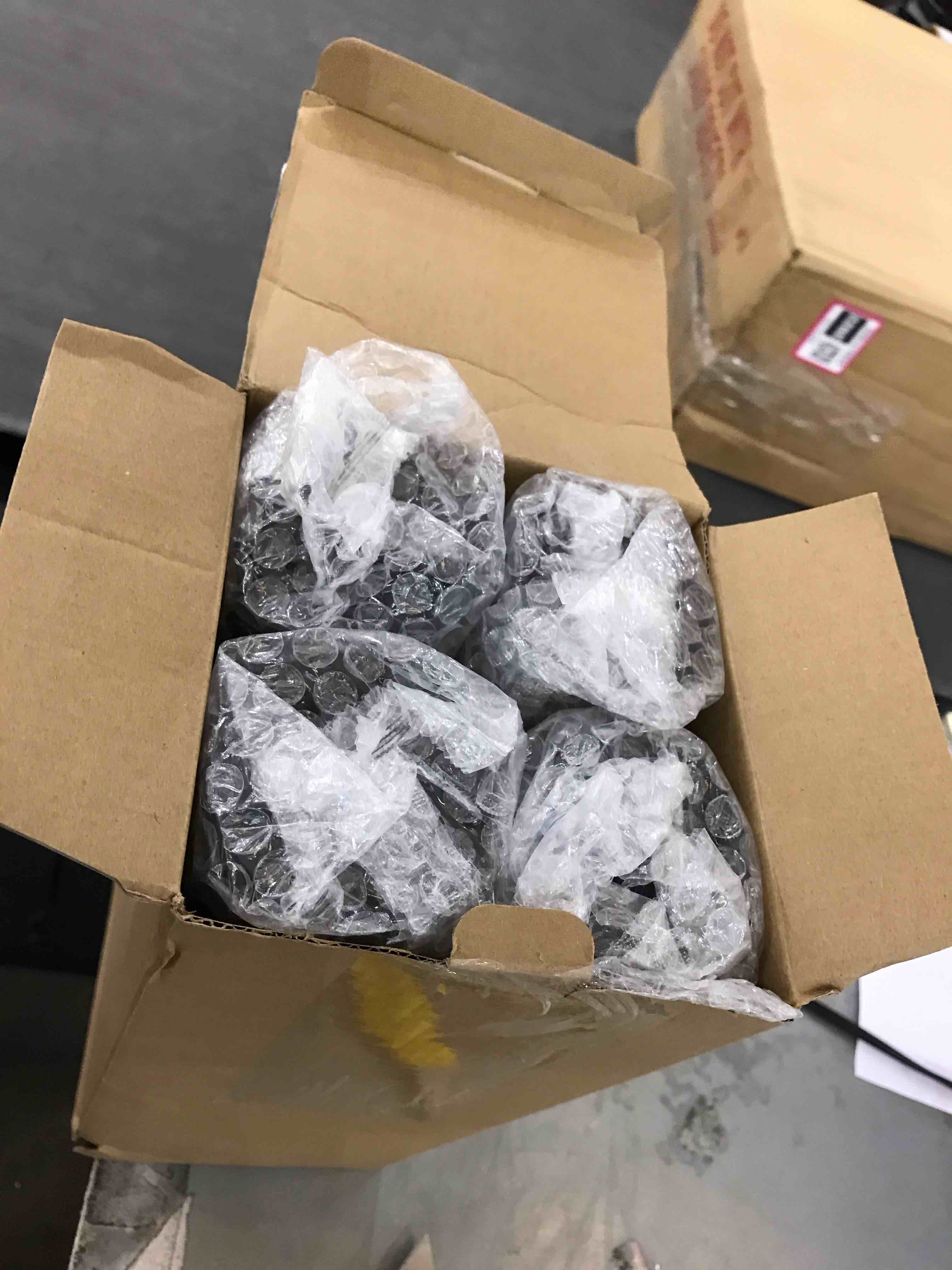 https://s3.amazonaws.com/lotting-images-prod/BargainHunt/EXS01660734_1718735935533.jpeg