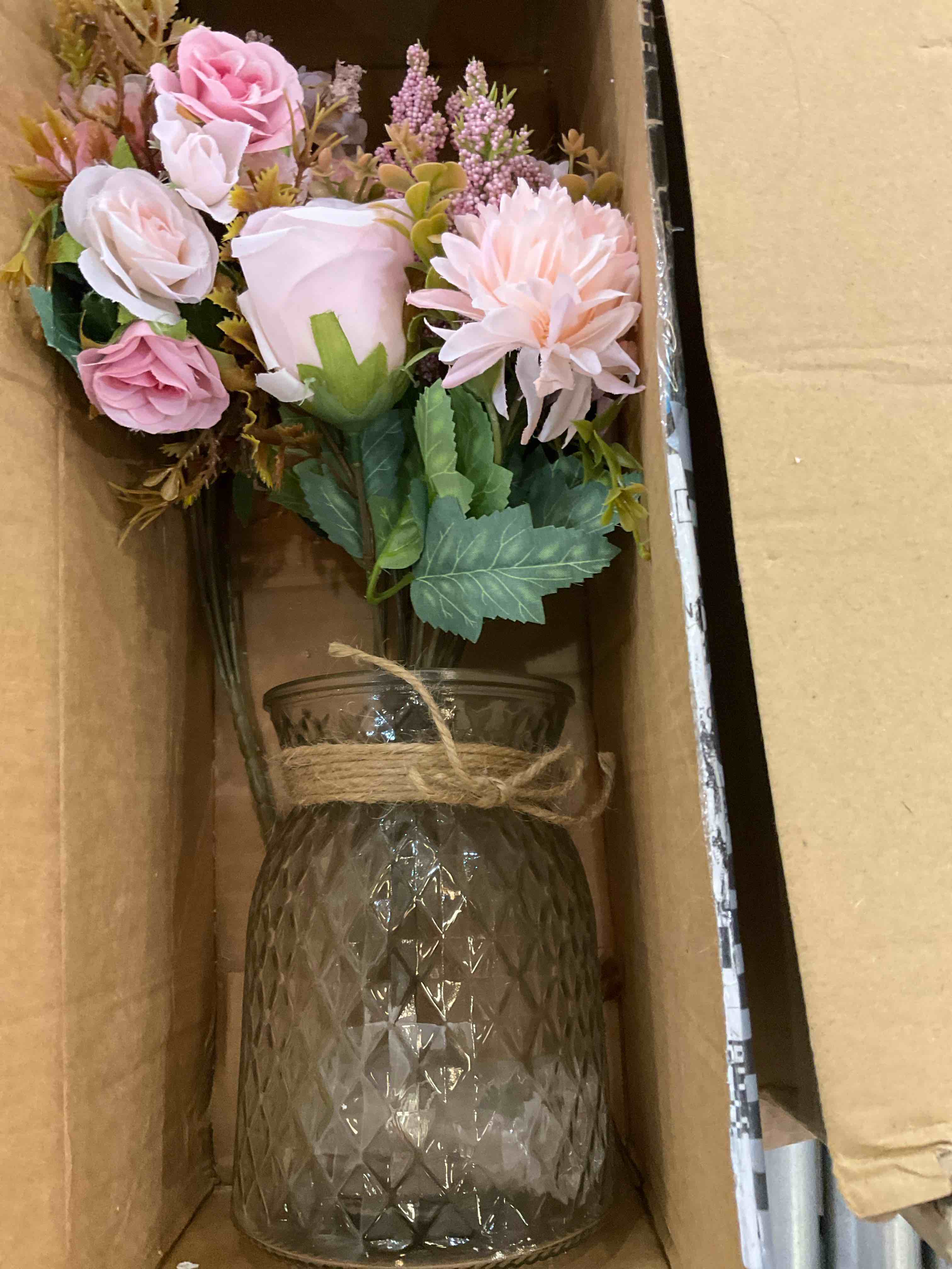 https://s3.amazonaws.com/lotting-images-prod/BargainHunt/EXS01661237_1718894798050.jpeg