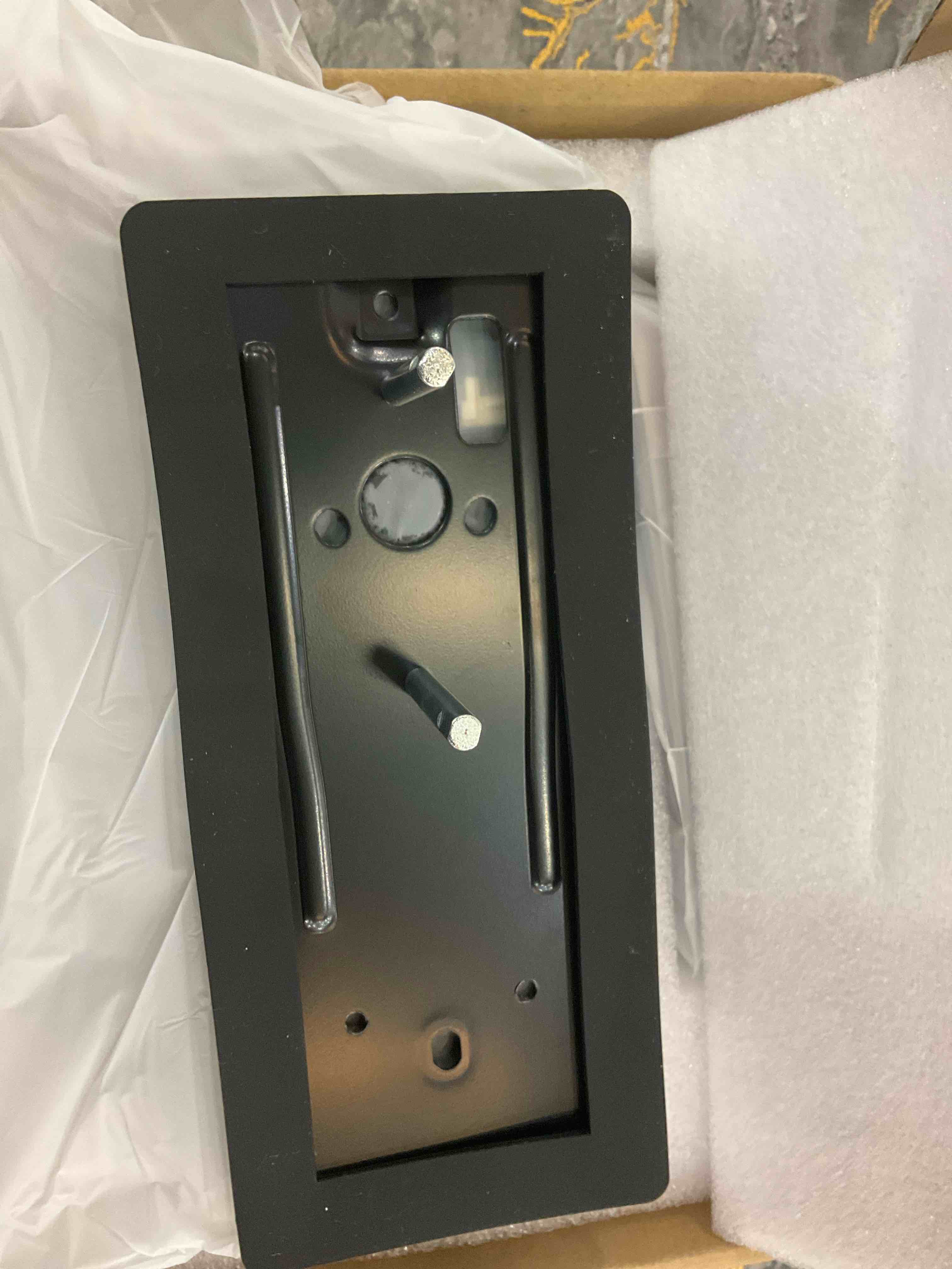 https://s3.amazonaws.com/lotting-images-prod/BargainHunt/EXS01662002_1718721159211.jpeg