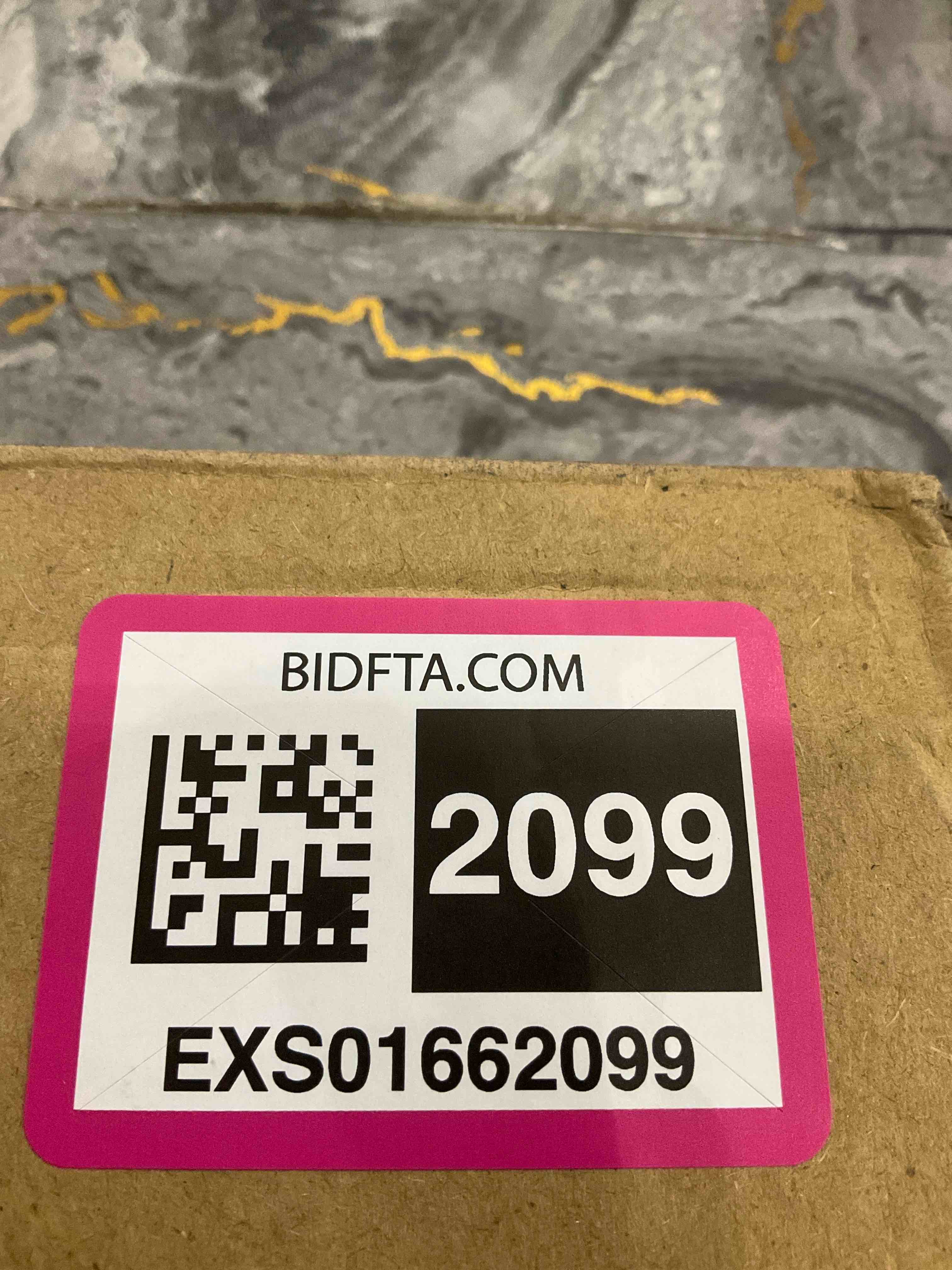 https://s3.amazonaws.com/lotting-images-prod/BargainHunt/EXS01662099_1718800978266.jpeg