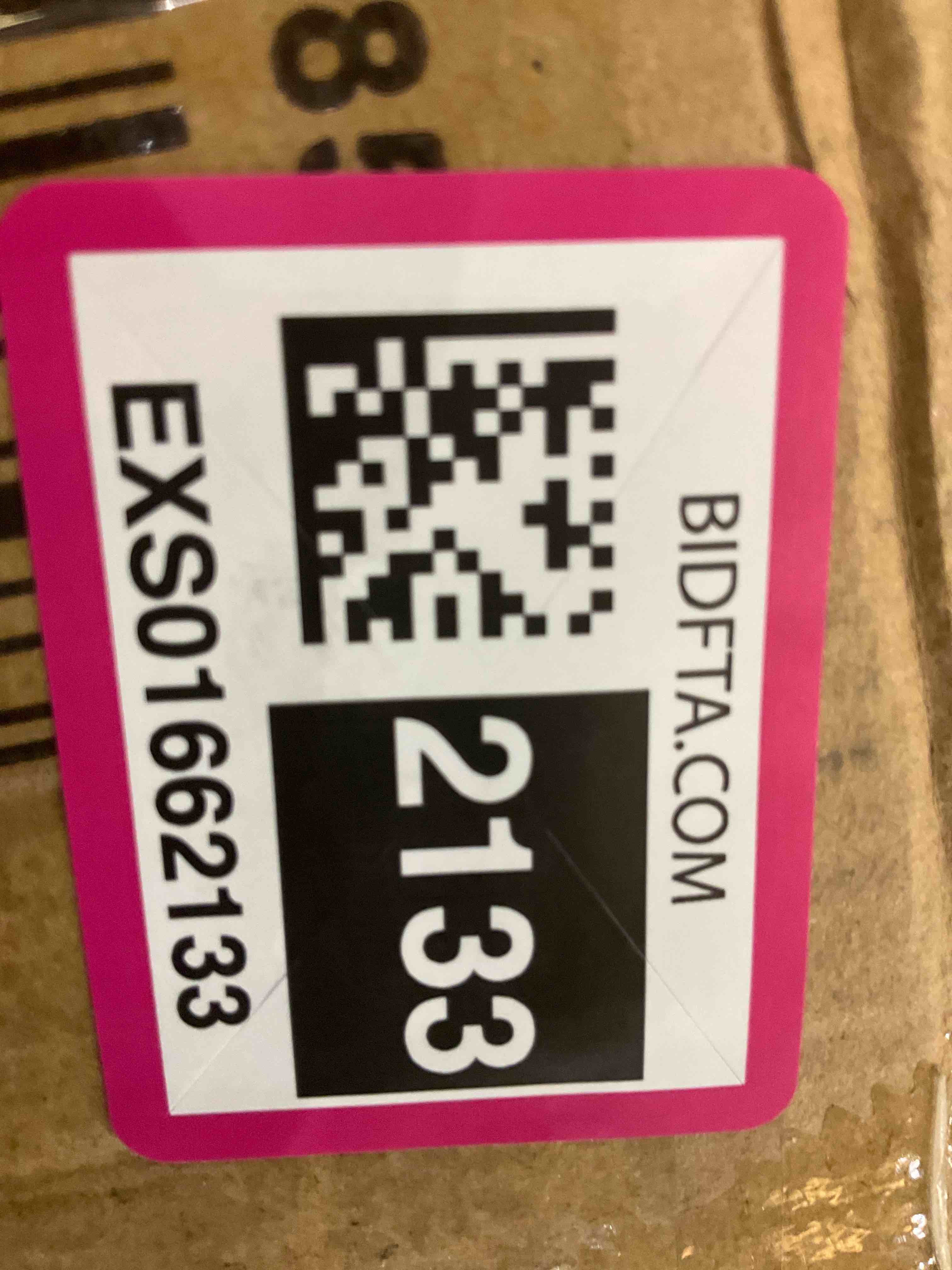 https://s3.amazonaws.com/lotting-images-prod/BargainHunt/EXS01662133_1718809302249.jpeg