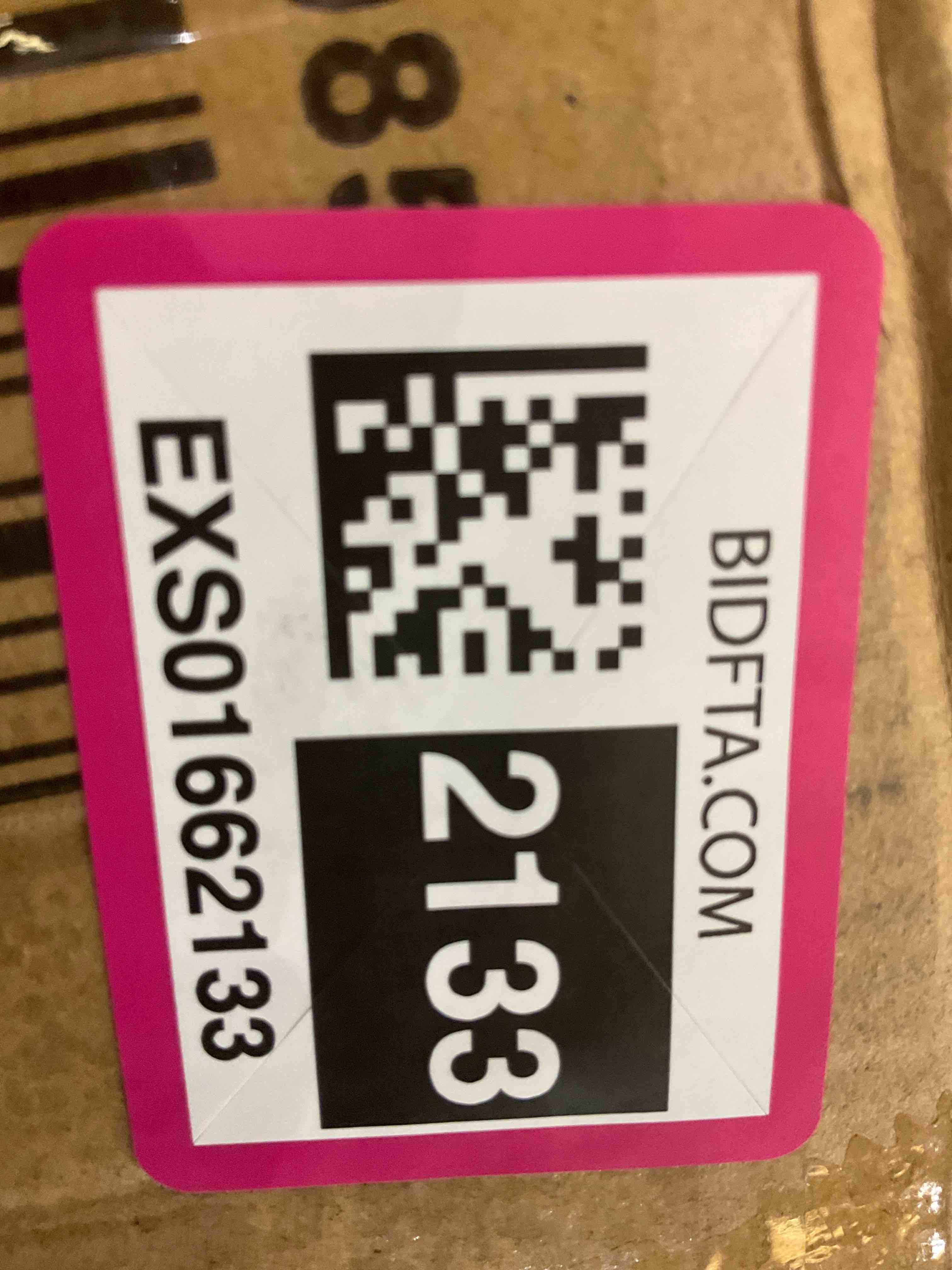 https://s3.amazonaws.com/lotting-images-prod/BargainHunt/EXS01662133_1718809303310.jpeg