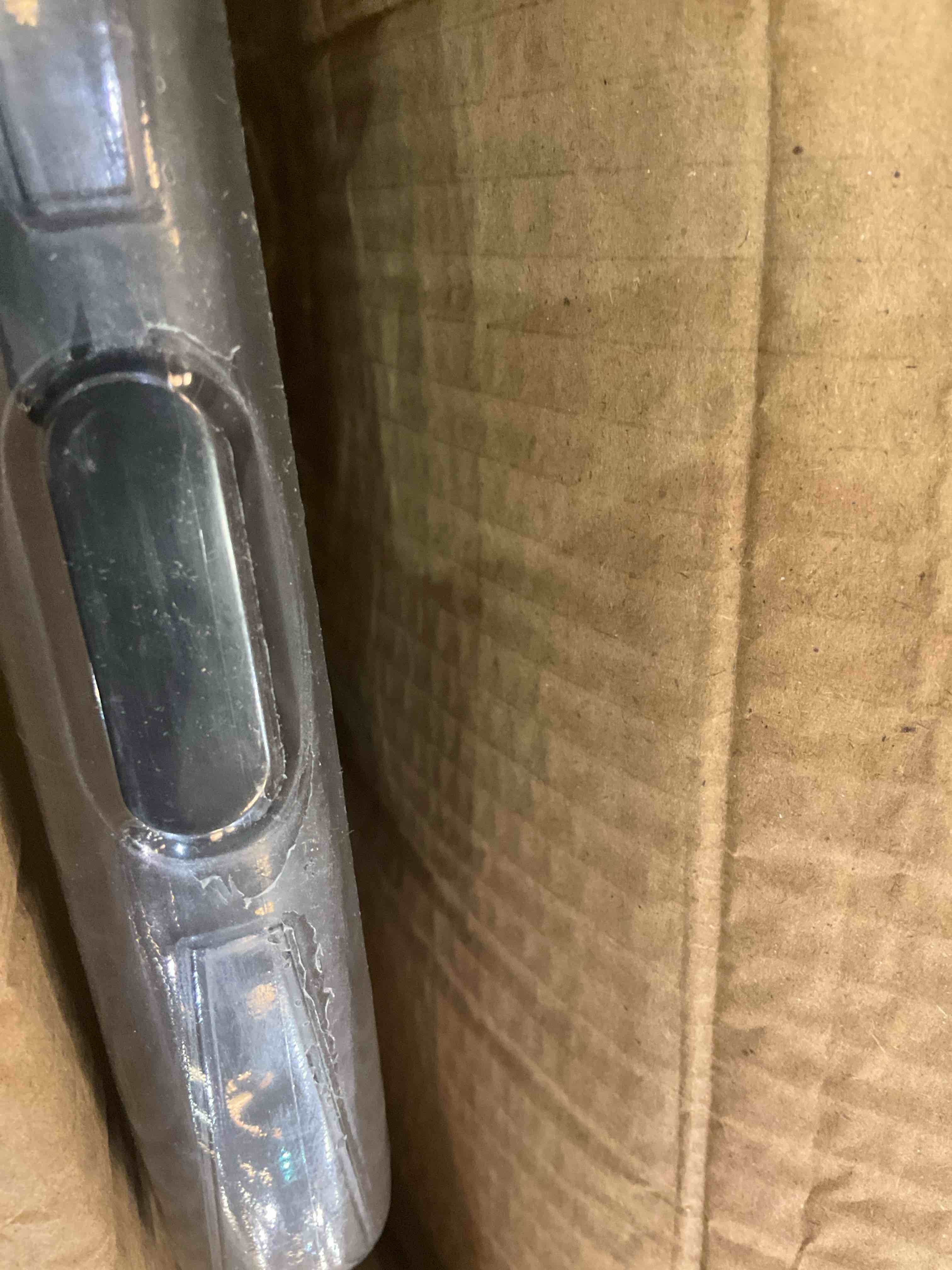 https://s3.amazonaws.com/lotting-images-prod/BargainHunt/EXS01662149_1718810904851.jpeg