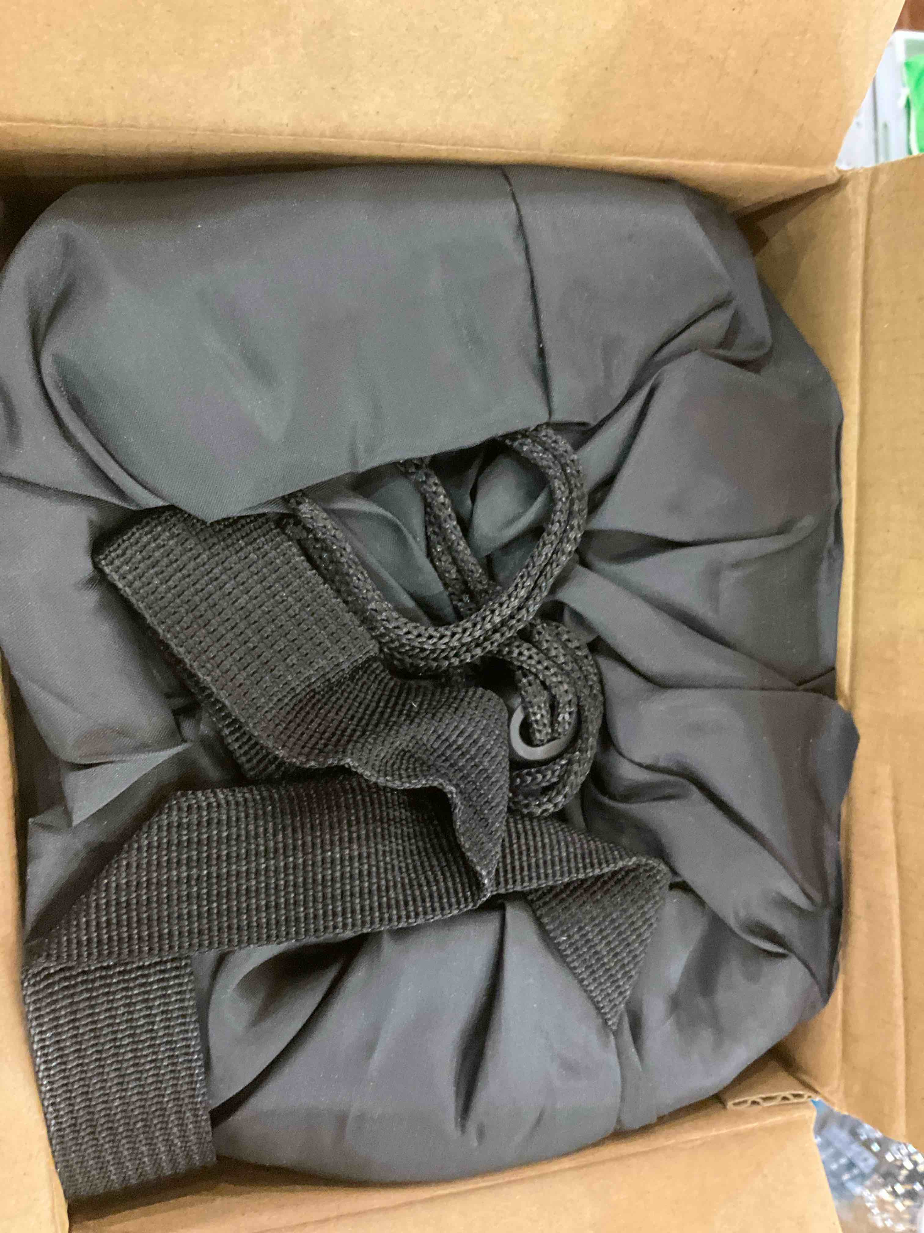 https://s3.amazonaws.com/lotting-images-prod/BargainHunt/EXS01662239_1718892421246.jpeg