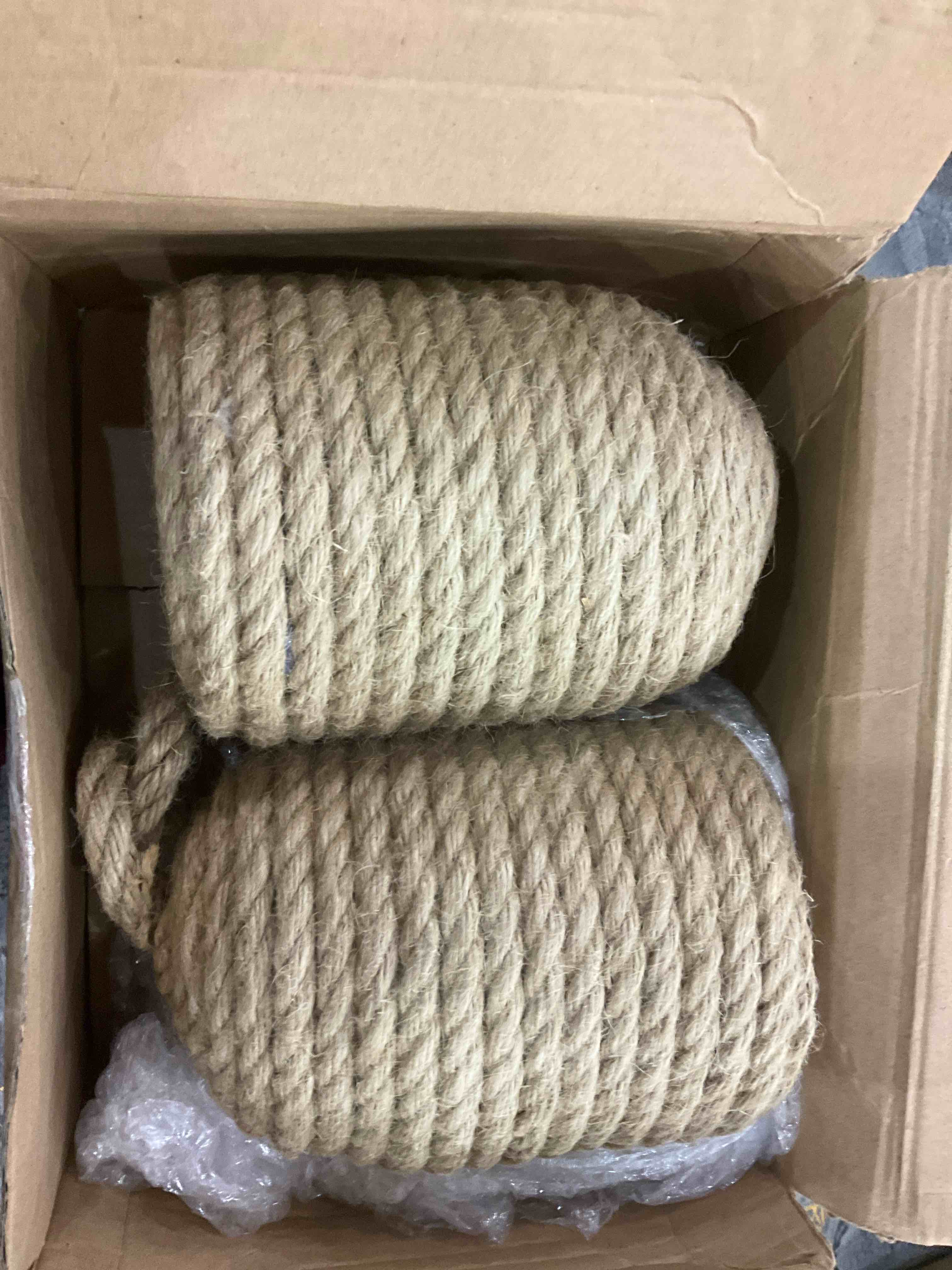 https://s3.amazonaws.com/lotting-images-prod/BargainHunt/EXS01662394_1718987184845.jpeg