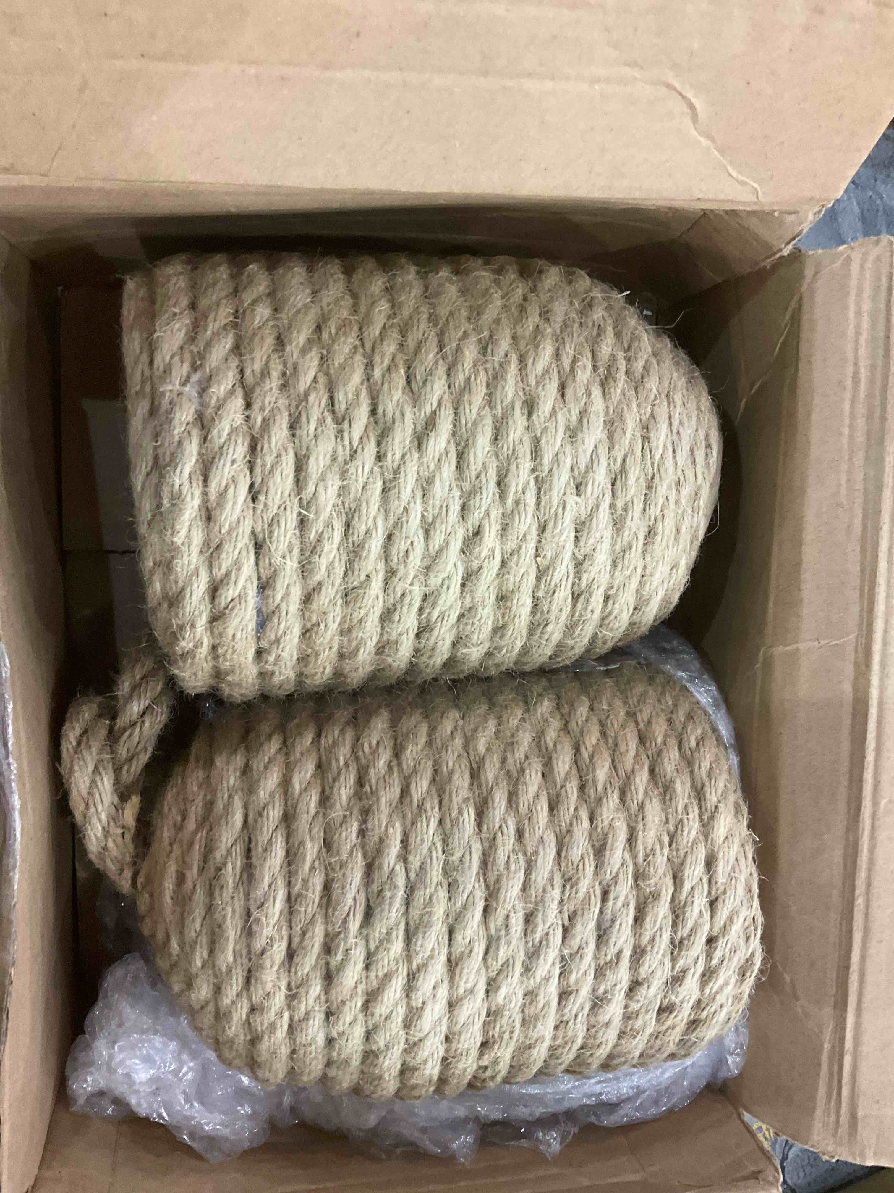 https://s3.amazonaws.com/lotting-images-prod/BargainHunt/EXS01662394_1718987185919.jpeg