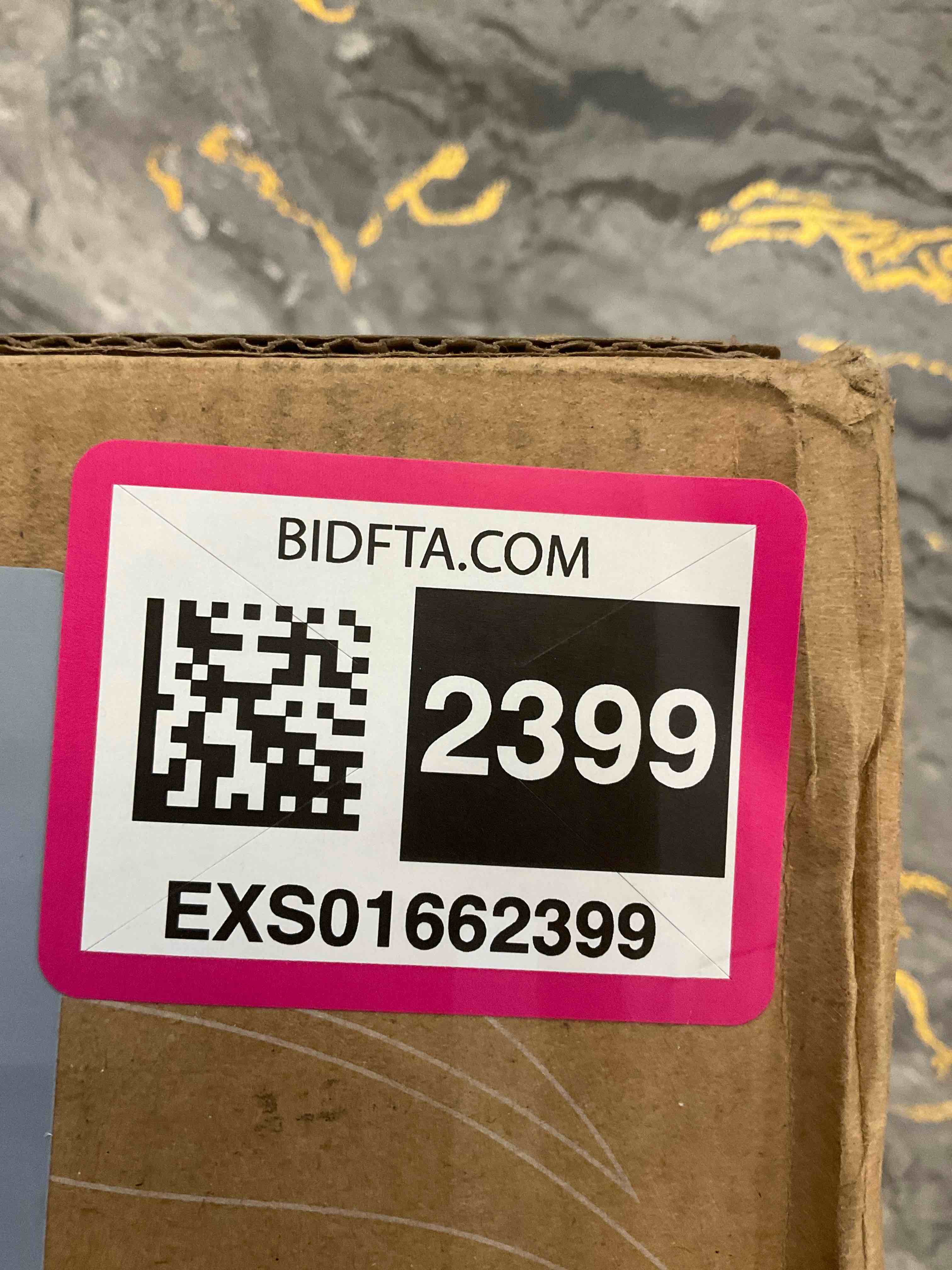 https://s3.amazonaws.com/lotting-images-prod/BargainHunt/EXS01662399_1718987808514.jpeg