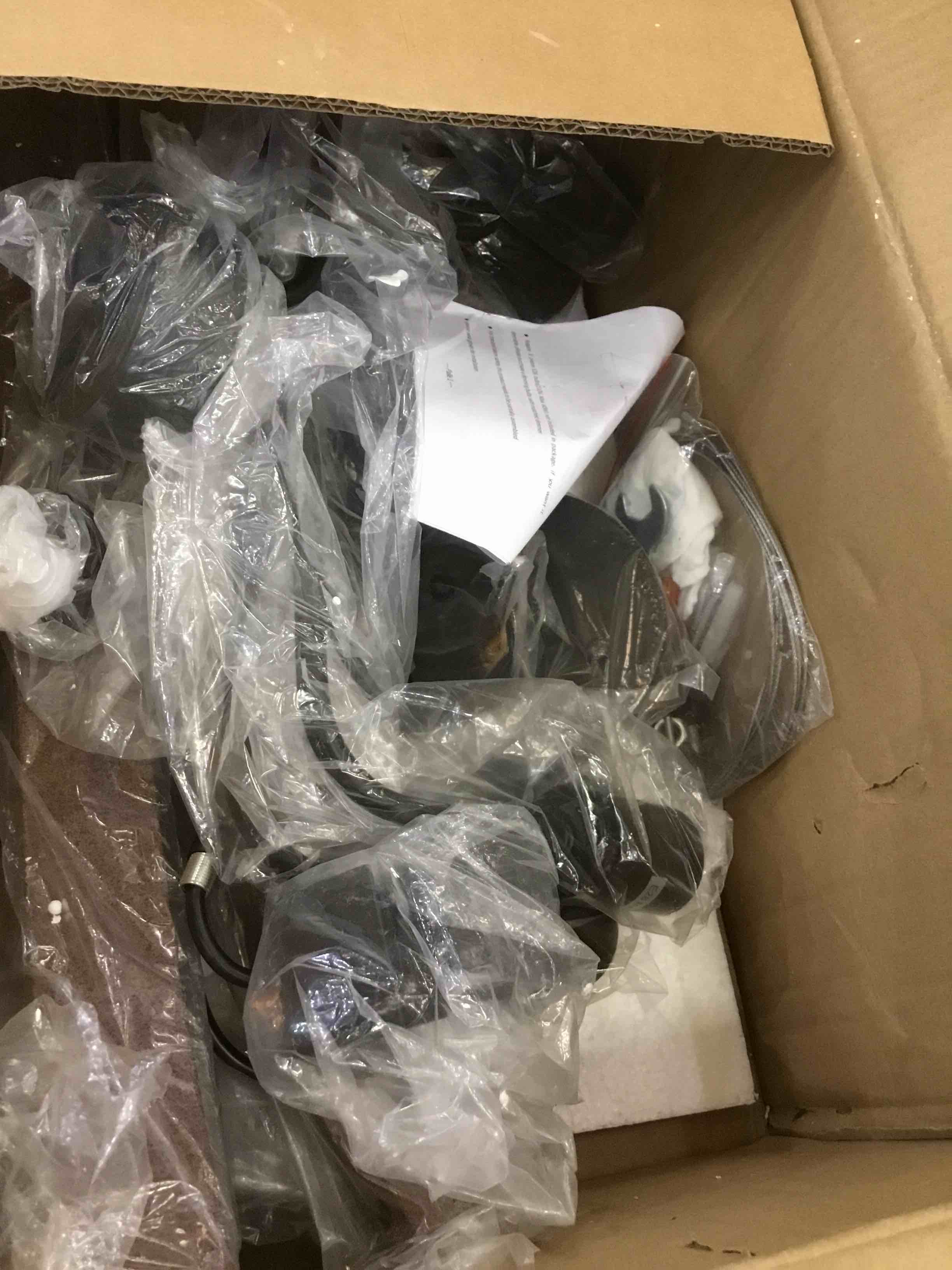 https://s3.amazonaws.com/lotting-images-prod/BargainHunt/EXS01662629_1718983752721.jpeg