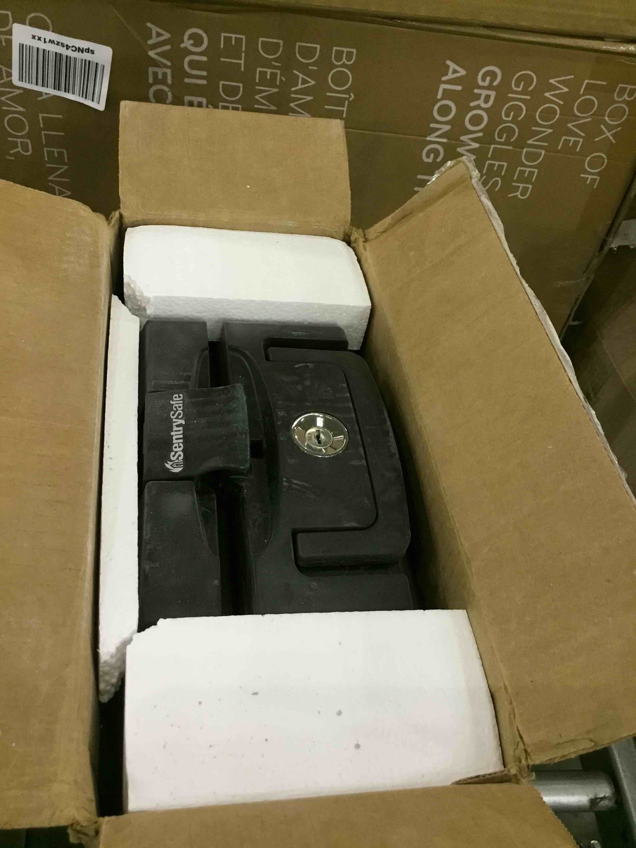 https://s3.amazonaws.com/lotting-images-prod/BargainHunt/EXS01662640_1718986039298.jpeg