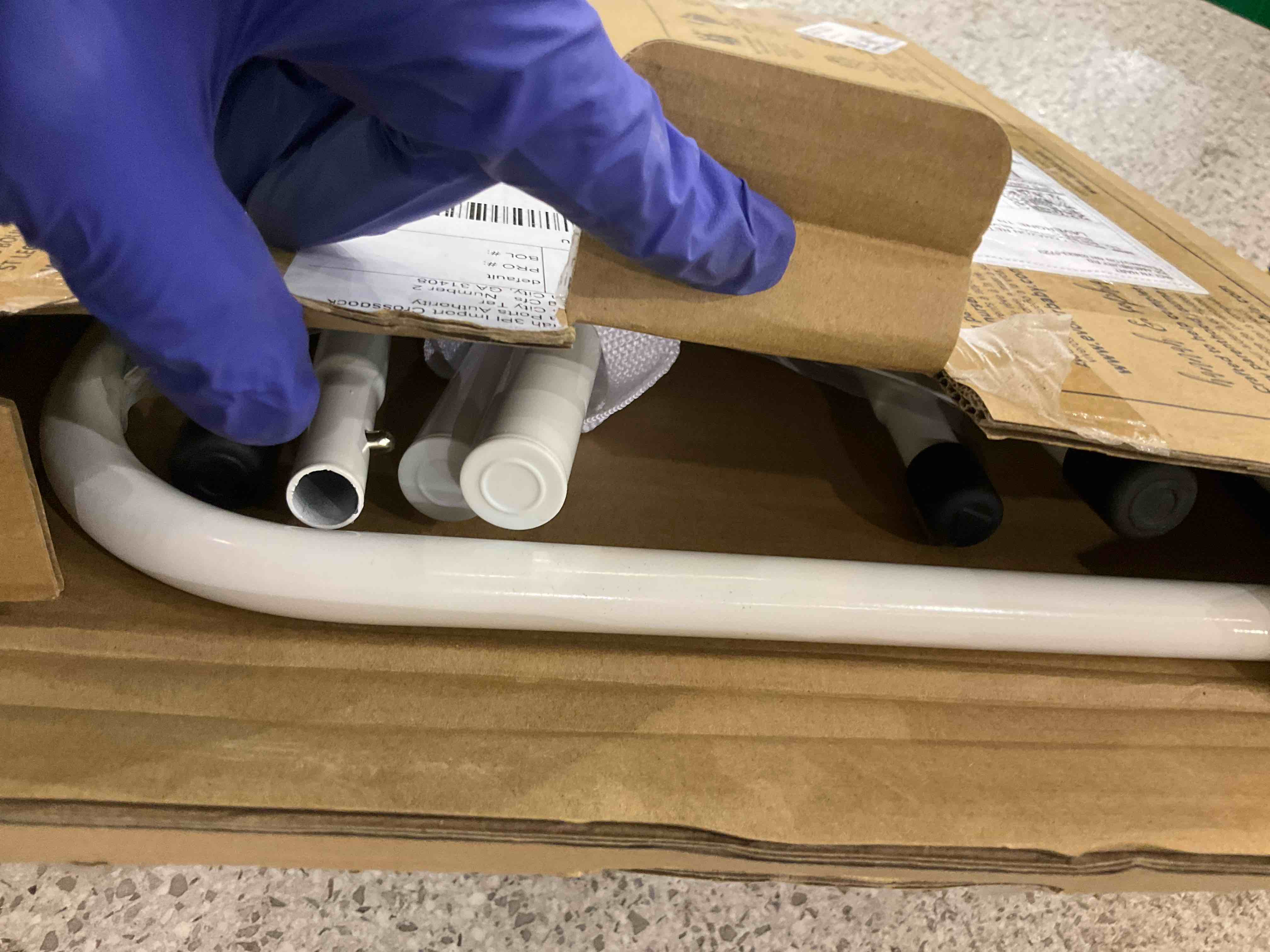 Lightweight Mesh Security Adjustable Bed Rail with Breathable Mesh Fabric in White