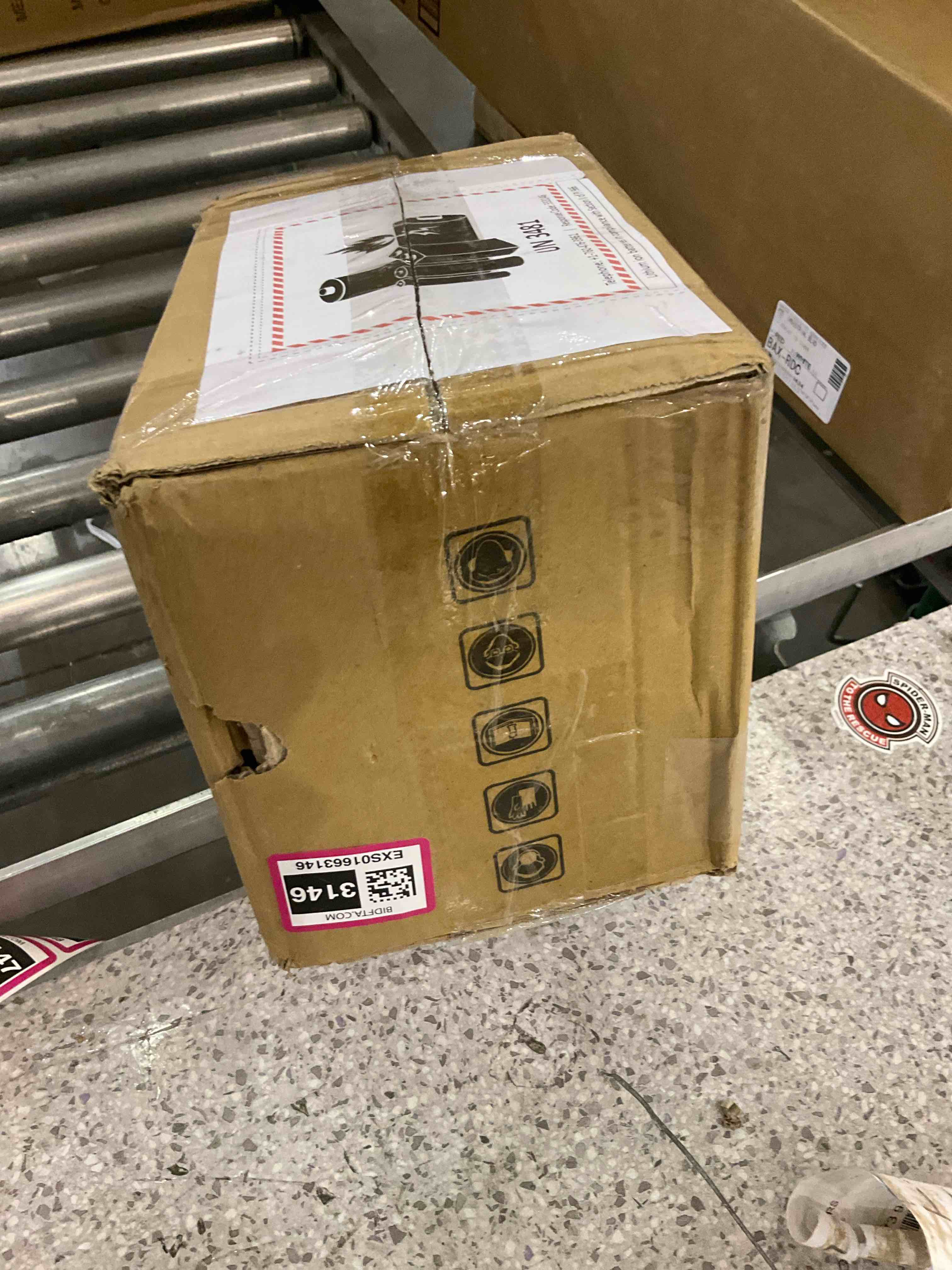 https://s3.amazonaws.com/lotting-images-prod/BargainHunt/EXS01663146_1719923592332.jpeg
