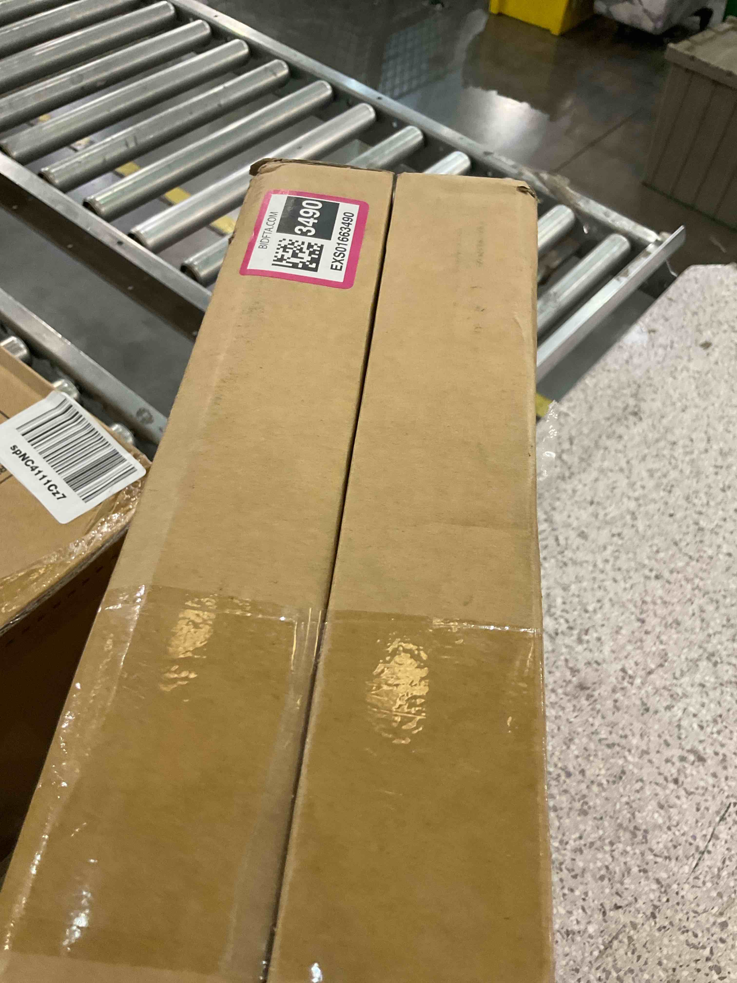https://s3.amazonaws.com/lotting-images-prod/BargainHunt/EXS01663490_1720551566148.jpeg