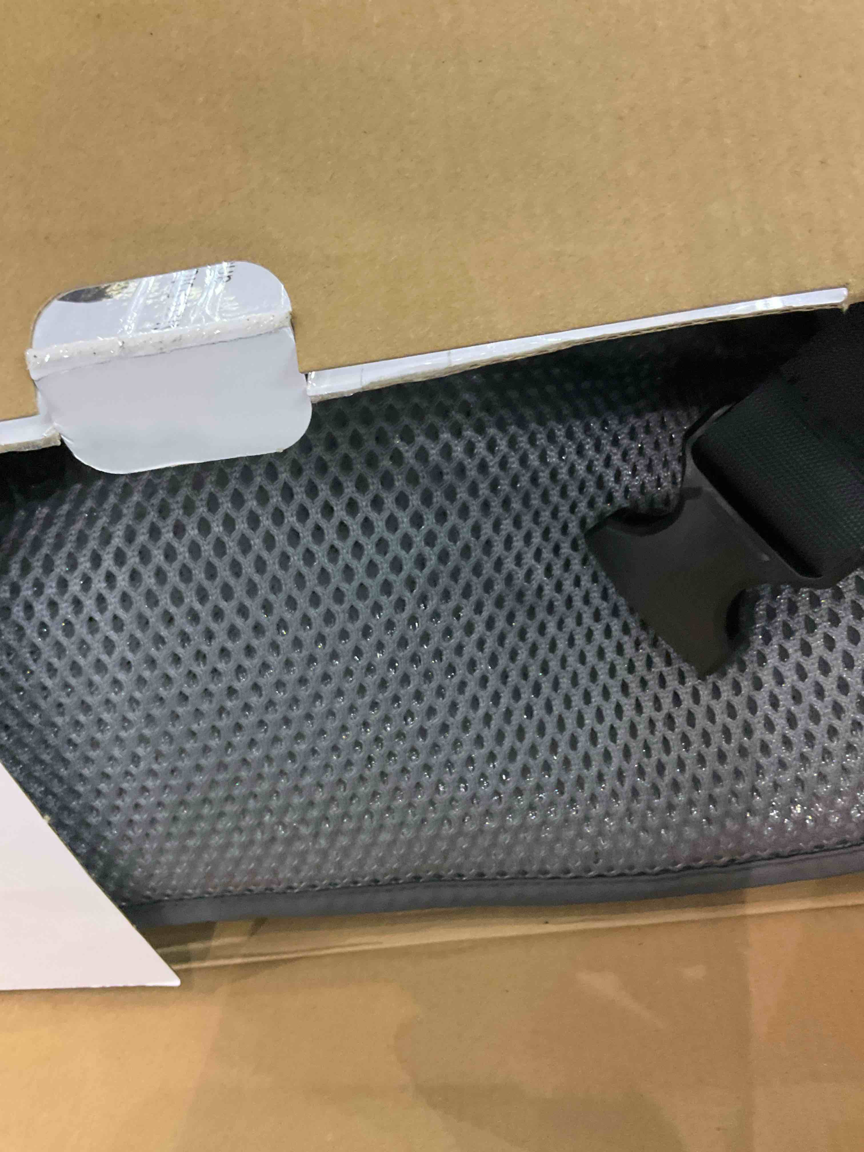 https://s3.amazonaws.com/lotting-images-prod/BargainHunt/EXS01663924_1721132963357.jpeg