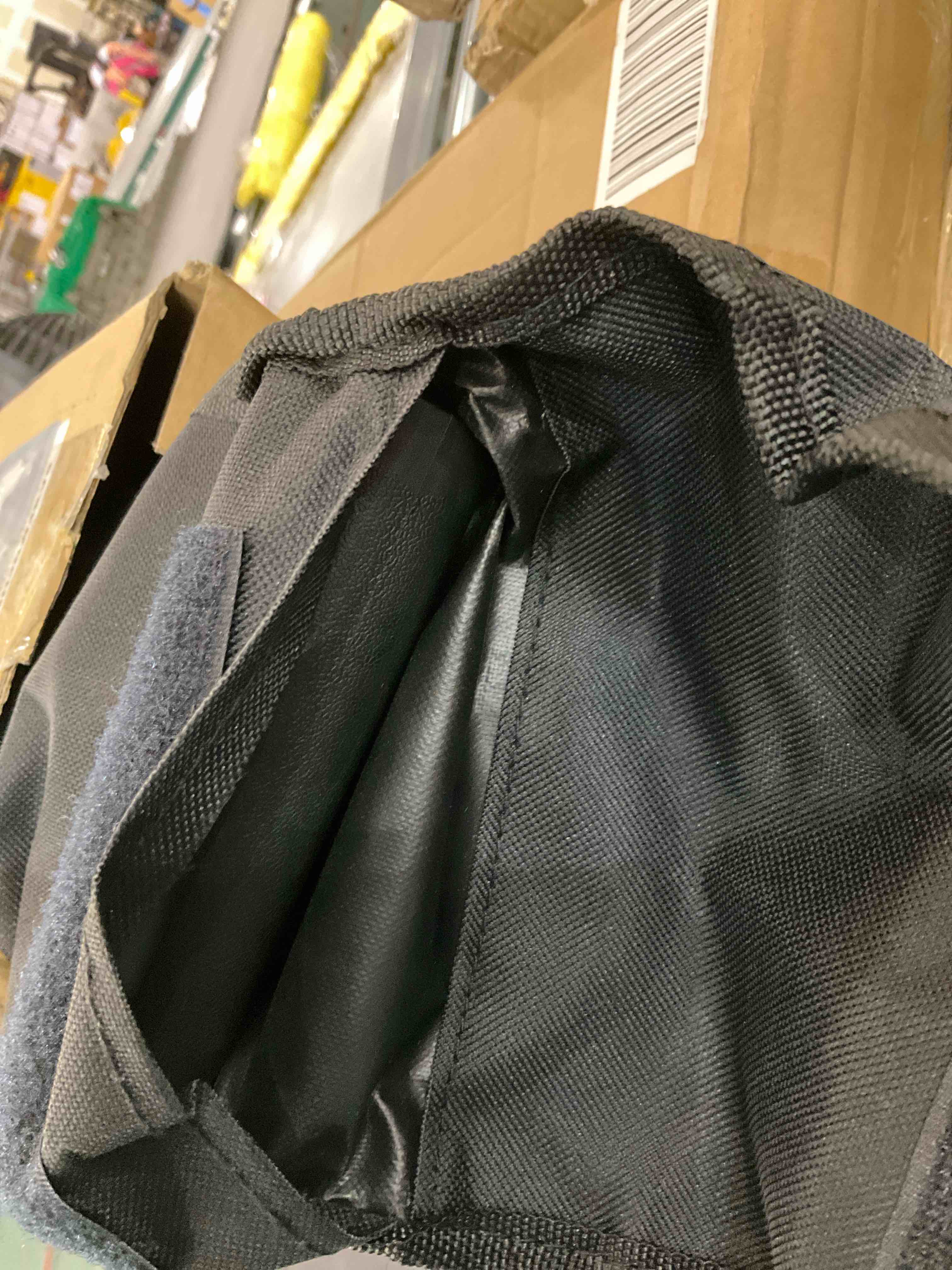 https://s3.amazonaws.com/lotting-images-prod/BargainHunt/EXS01663961_1721150475987.jpeg