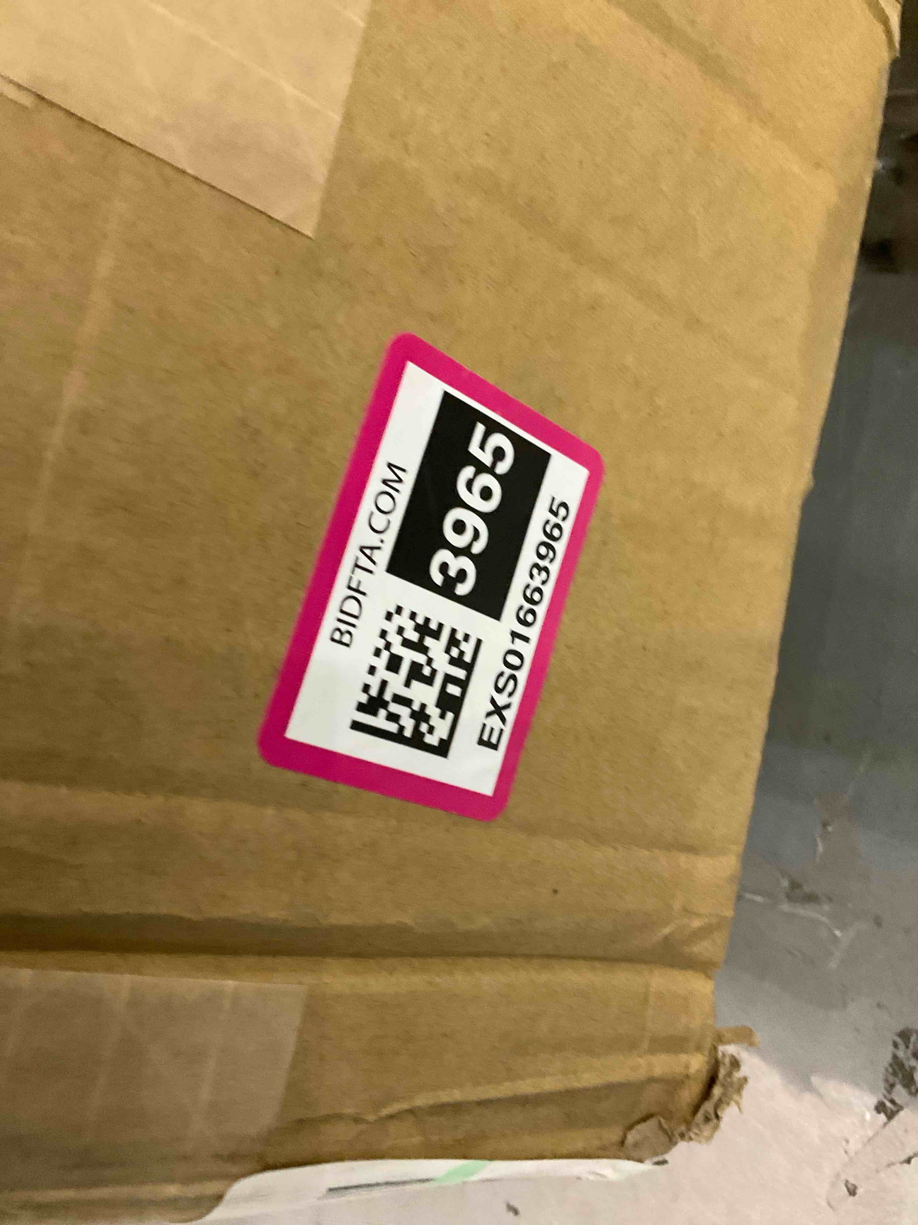 https://s3.amazonaws.com/lotting-images-prod/BargainHunt/EXS01663965_1721150953489.jpeg