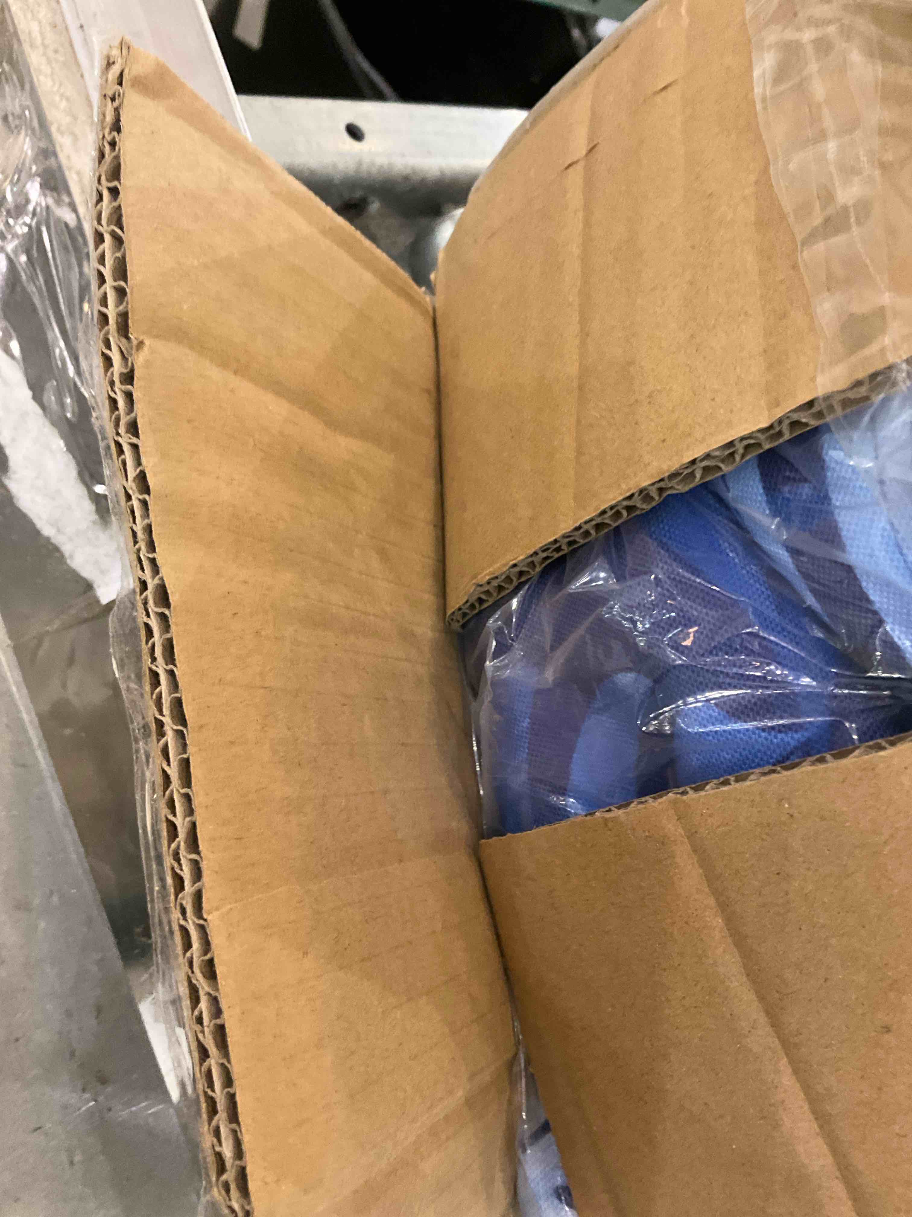 https://s3.amazonaws.com/lotting-images-prod/BargainHunt/EXS01663993_1721156962453.jpeg