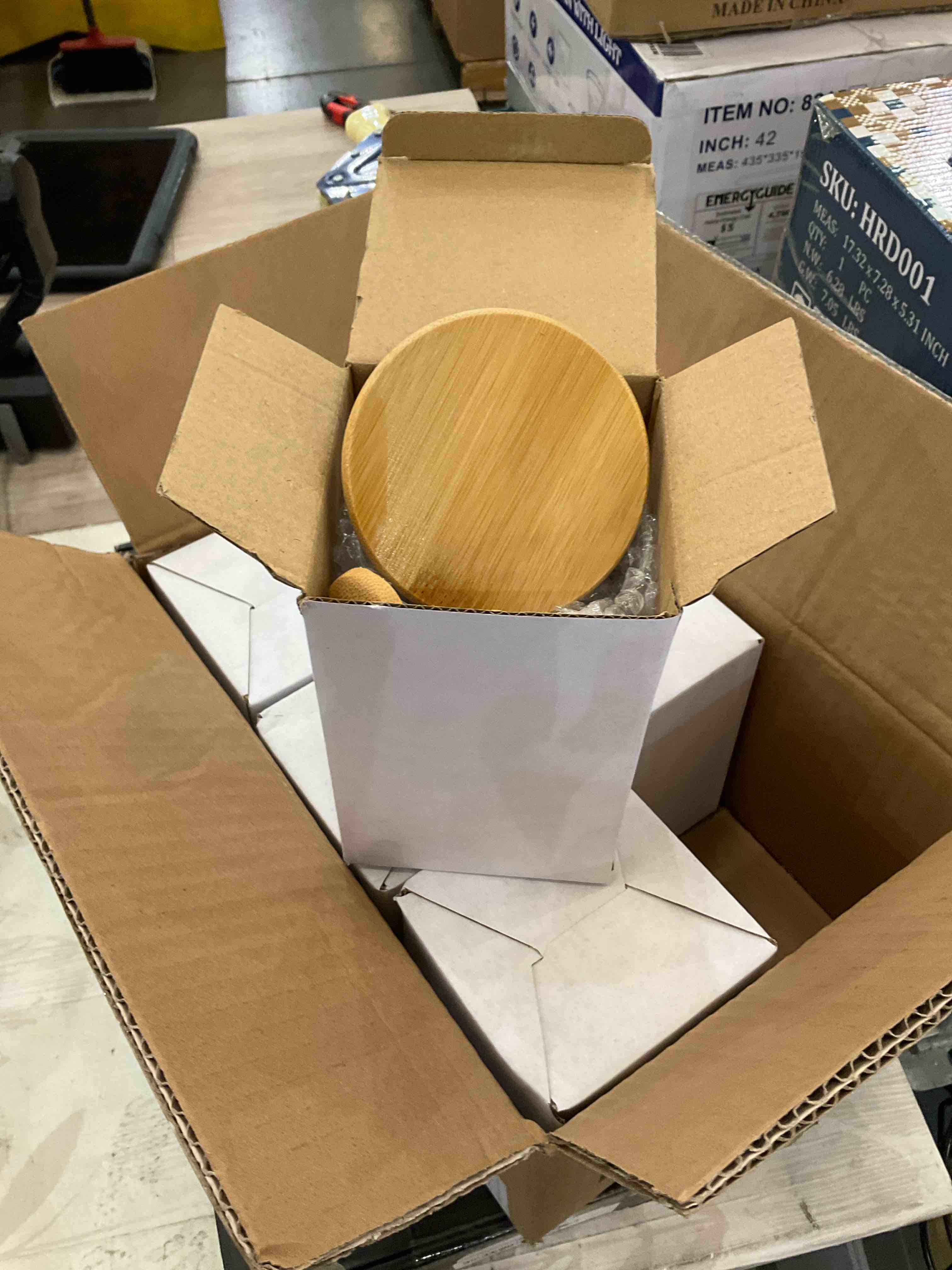 https://s3.amazonaws.com/lotting-images-prod/BargainHunt/EXS01664007_1718987567060.jpeg