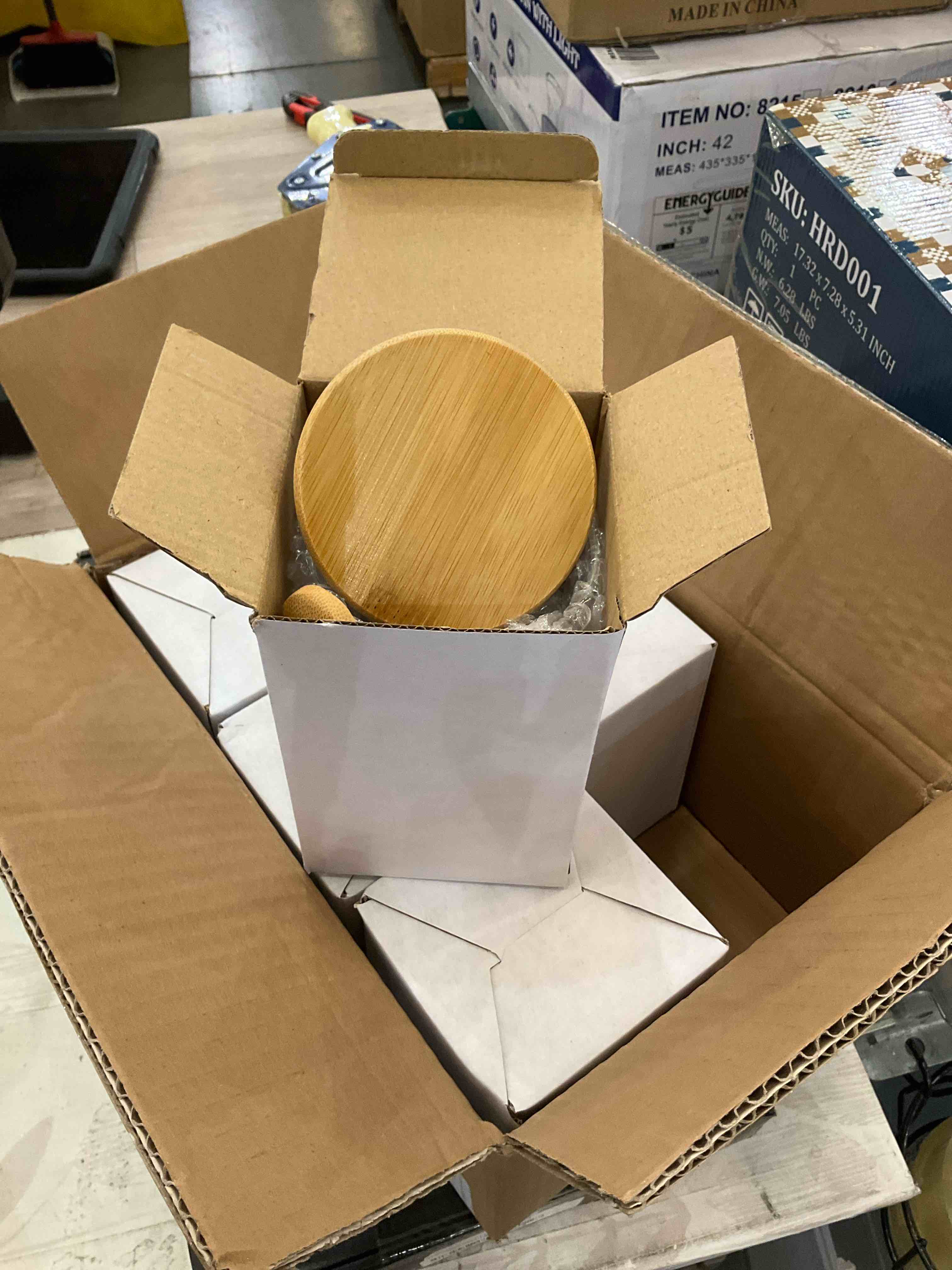 https://s3.amazonaws.com/lotting-images-prod/BargainHunt/EXS01664007_1718987567941.jpeg