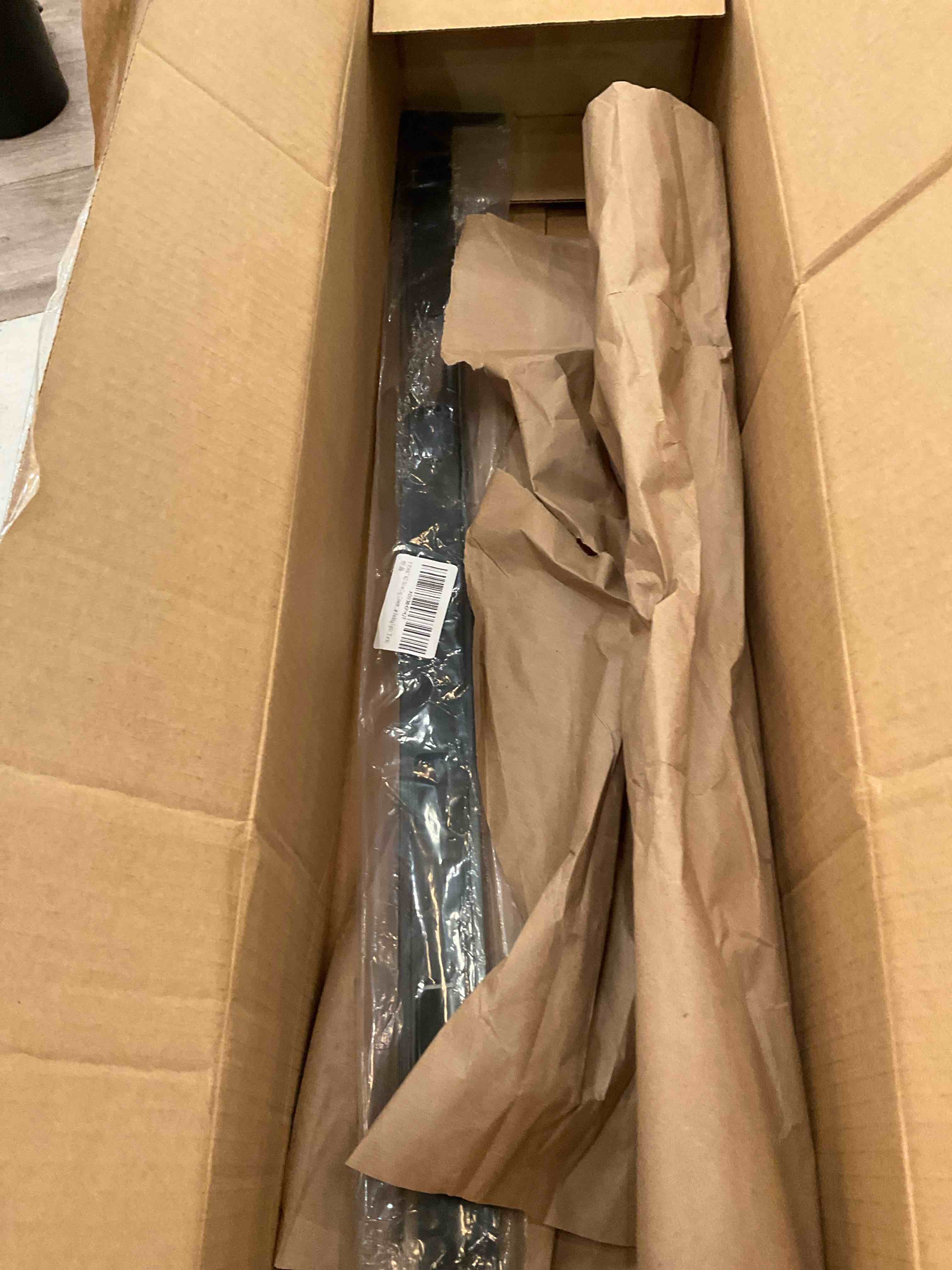 https://s3.amazonaws.com/lotting-images-prod/BargainHunt/EXS01664256_1719337988498.jpeg