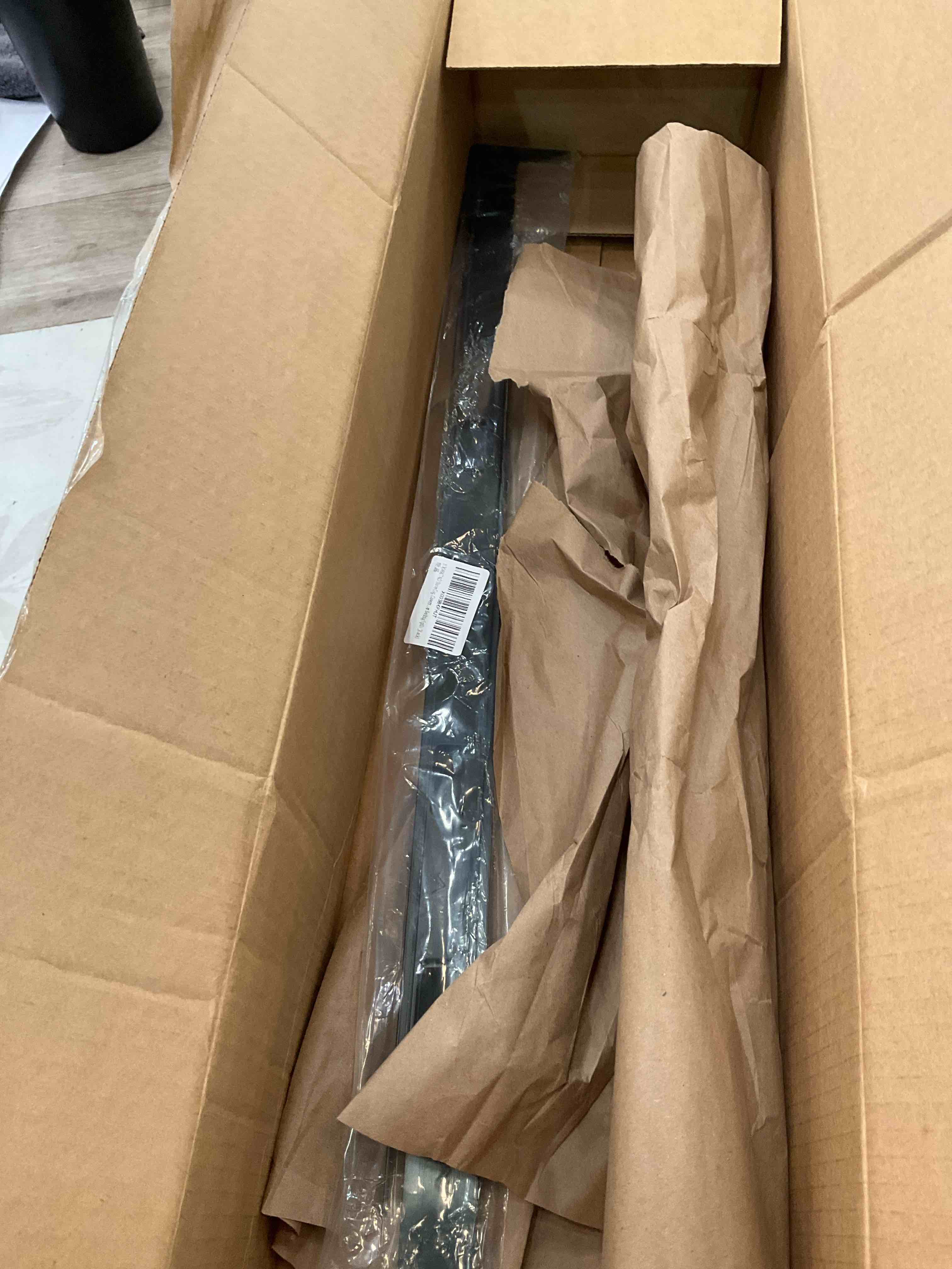https://s3.amazonaws.com/lotting-images-prod/BargainHunt/EXS01664256_1719337989411.jpeg