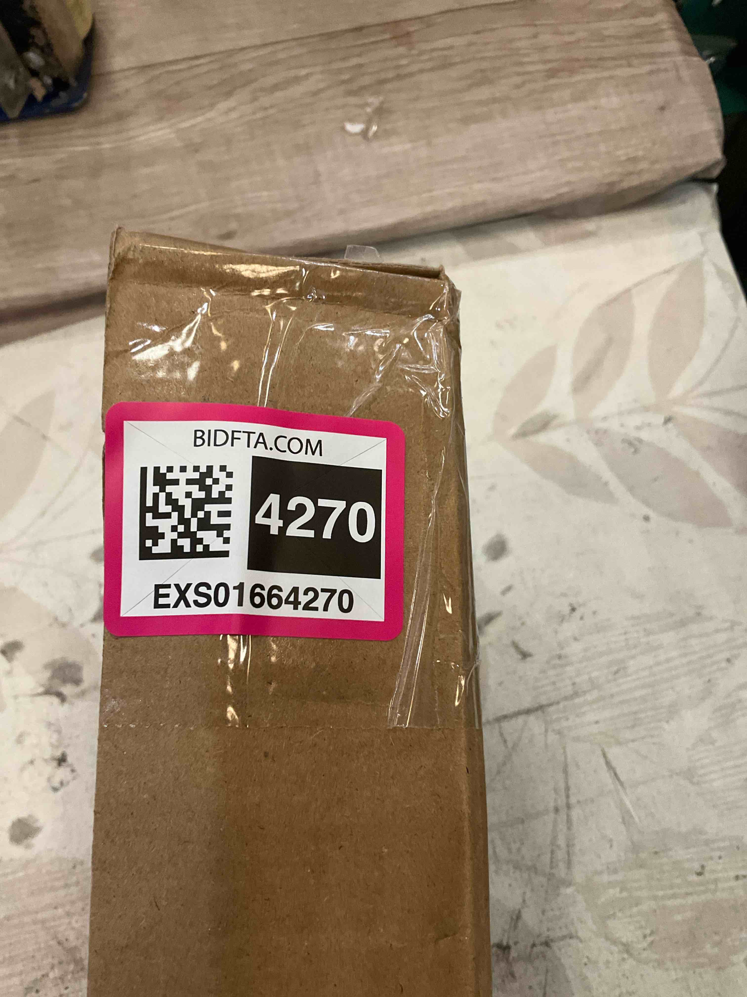 https://s3.amazonaws.com/lotting-images-prod/BargainHunt/EXS01664270_1719341532353.jpeg