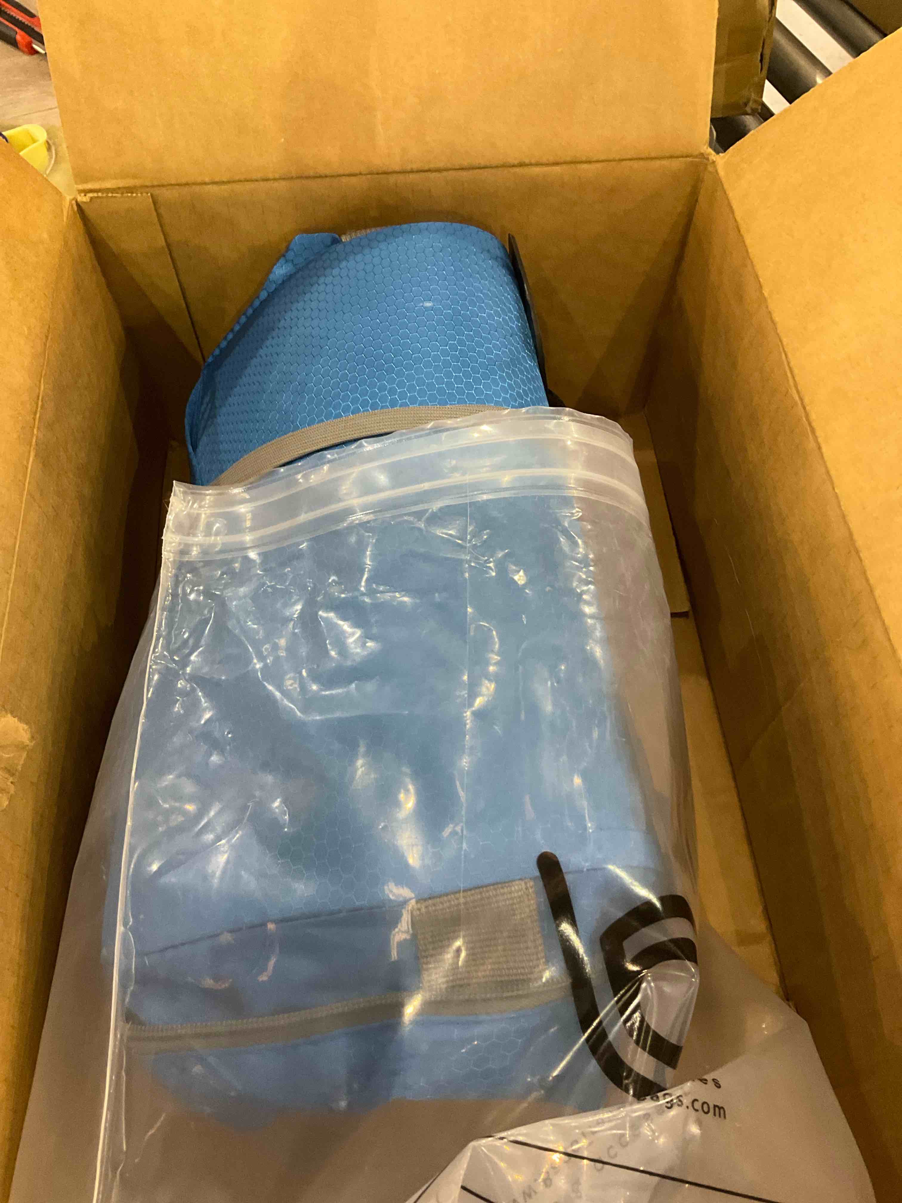 https://s3.amazonaws.com/lotting-images-prod/BargainHunt/EXS01664299_1719402758030.jpeg