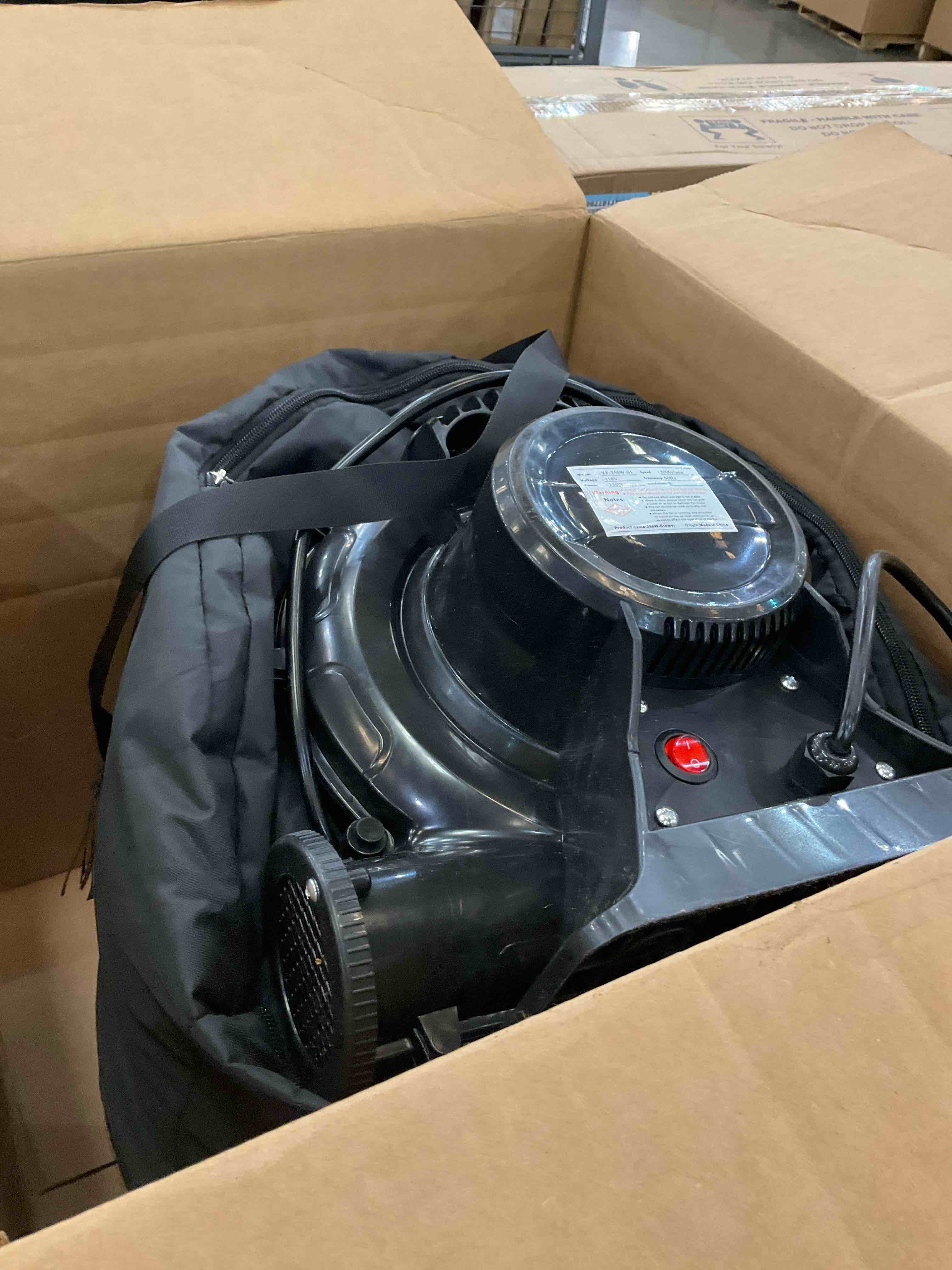 https://s3.amazonaws.com/lotting-images-prod/BargainHunt/EXS01664439_1719853348075.jpeg