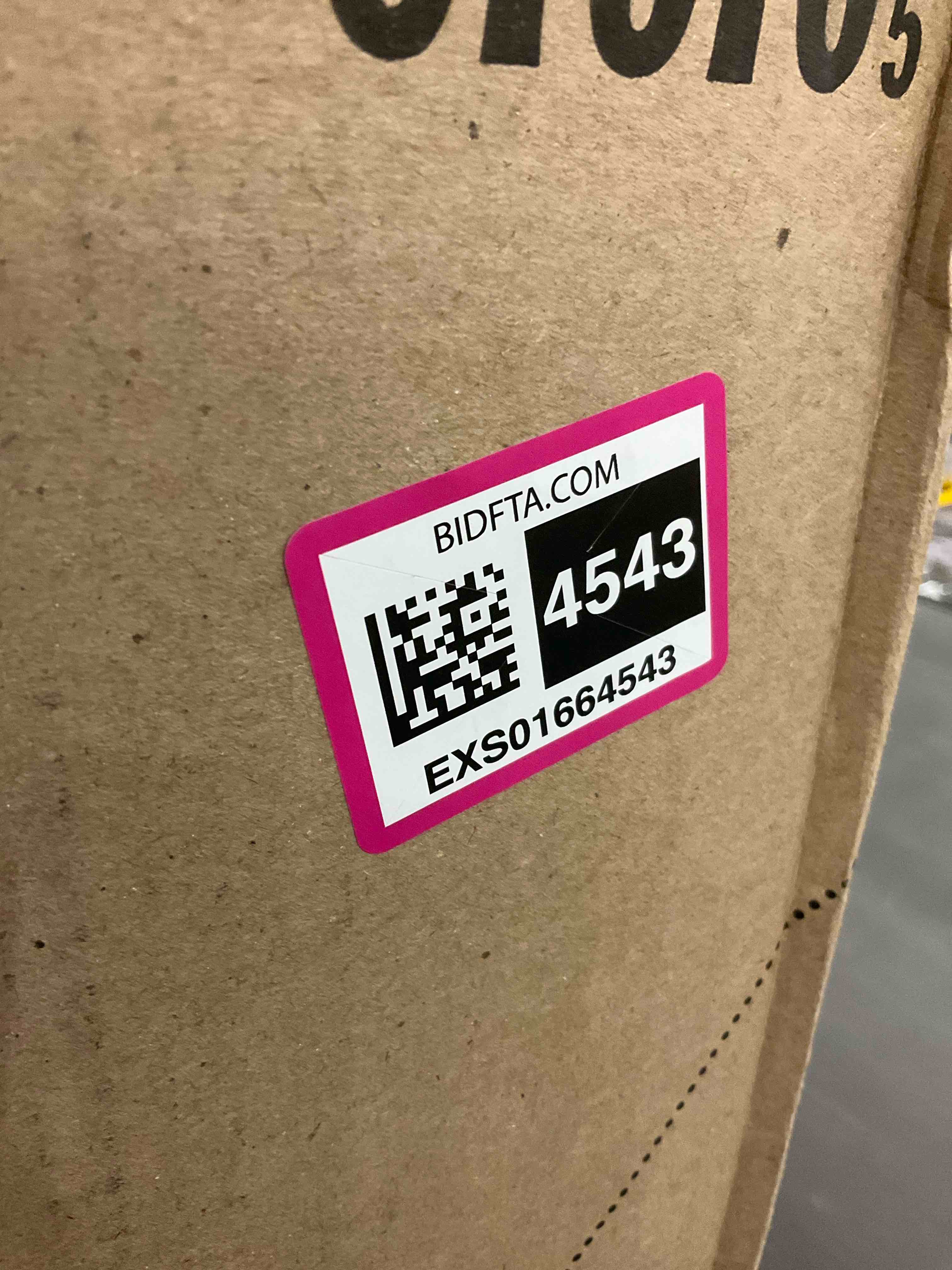 https://s3.amazonaws.com/lotting-images-prod/BargainHunt/EXS01664543_1718625169524.jpeg