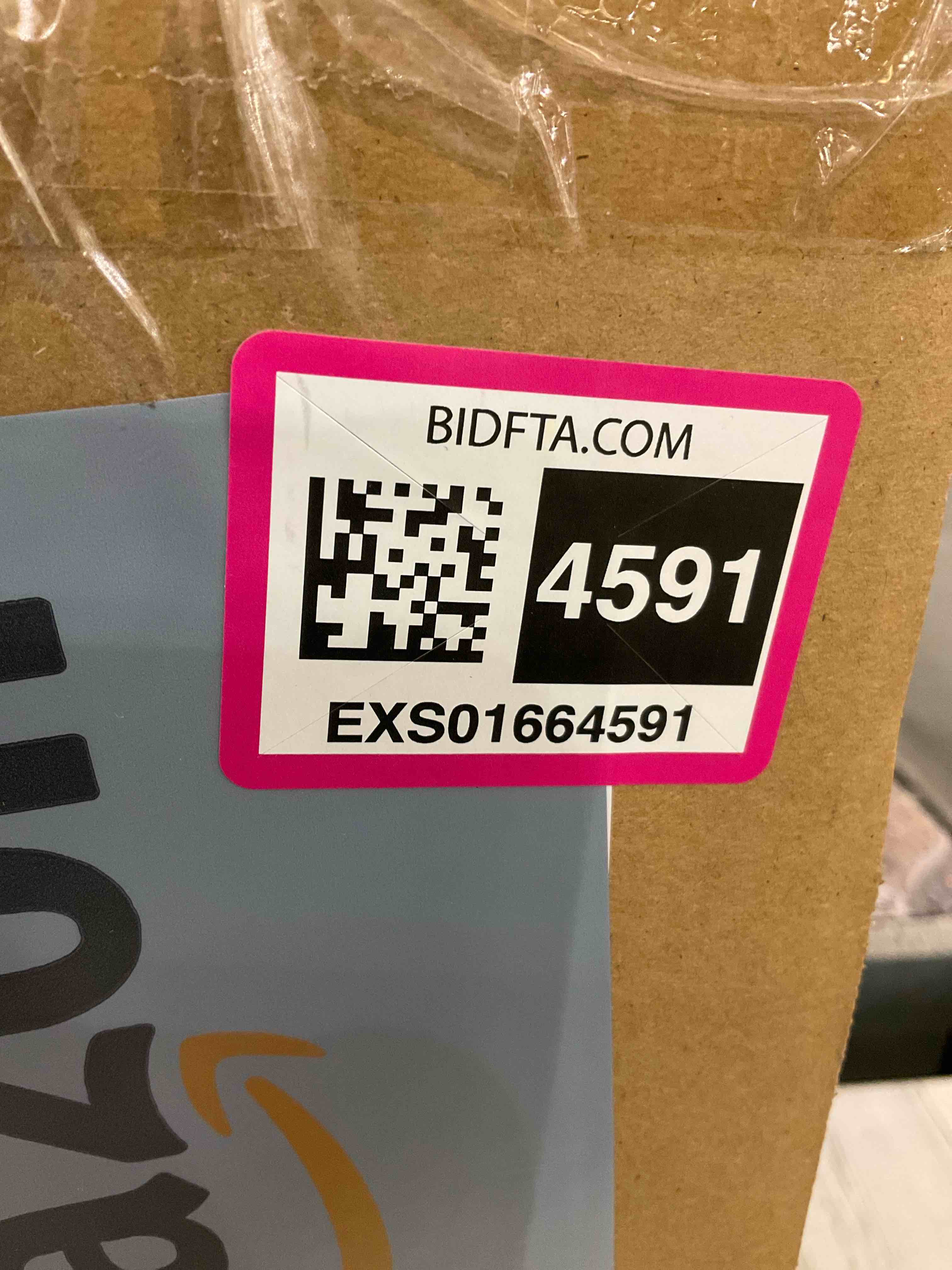 https://s3.amazonaws.com/lotting-images-prod/BargainHunt/EXS01664591_1718649165528.jpeg
