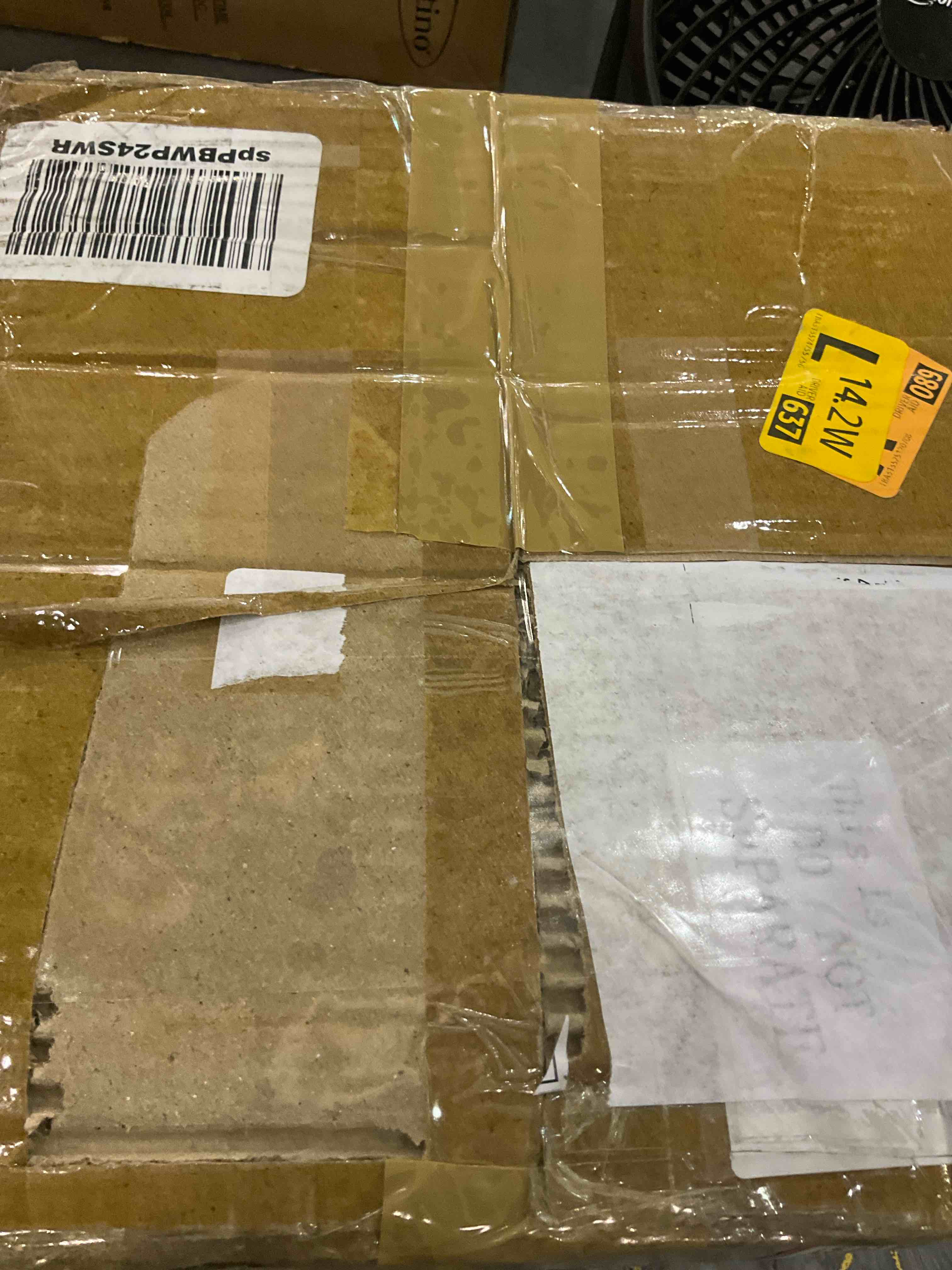 https://s3.amazonaws.com/lotting-images-prod/BargainHunt/EXS01665389_1719315182026.jpeg
