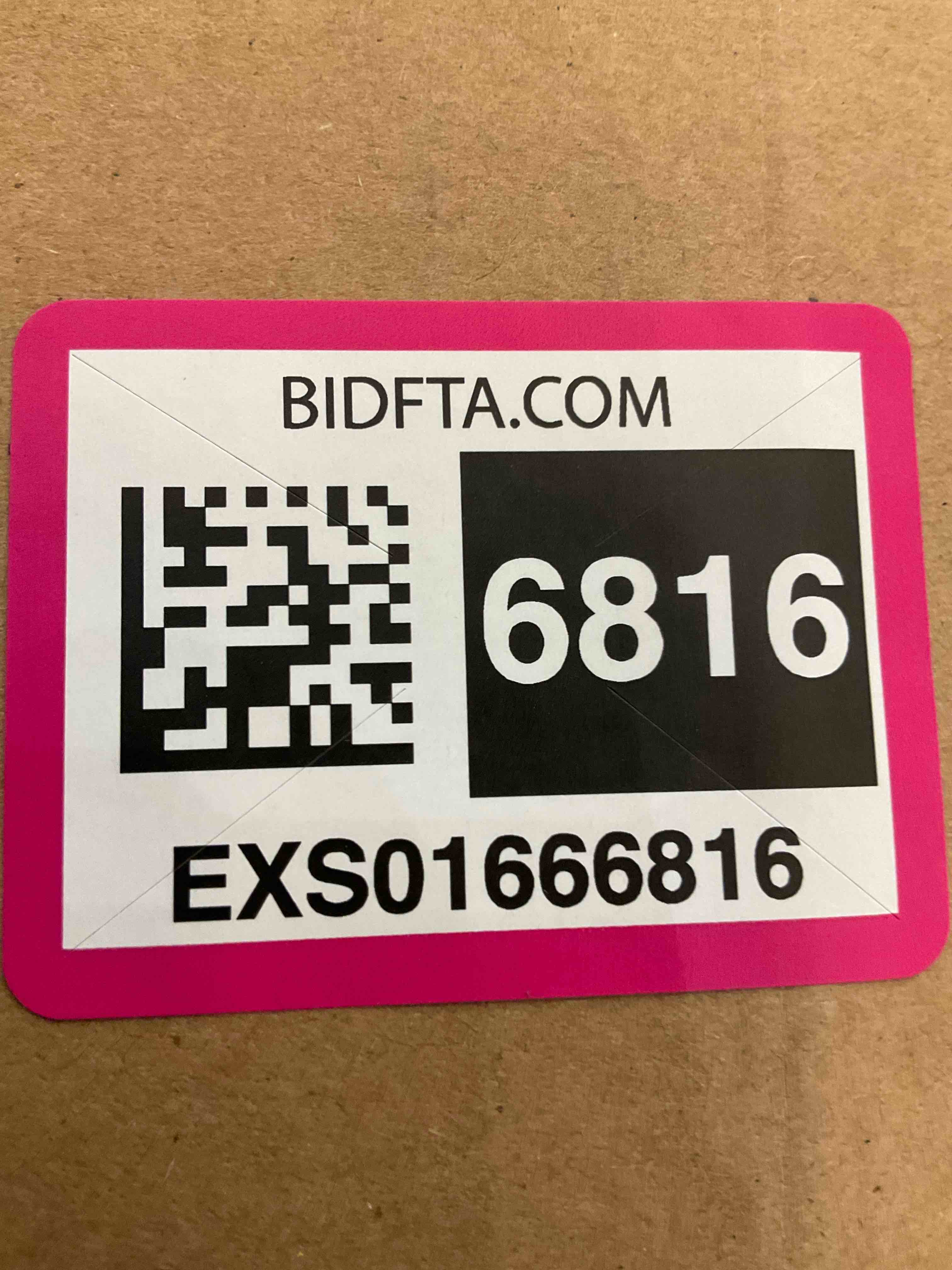 https://s3.amazonaws.com/lotting-images-prod/BargainHunt/EXS01666816_1718909216192.jpeg