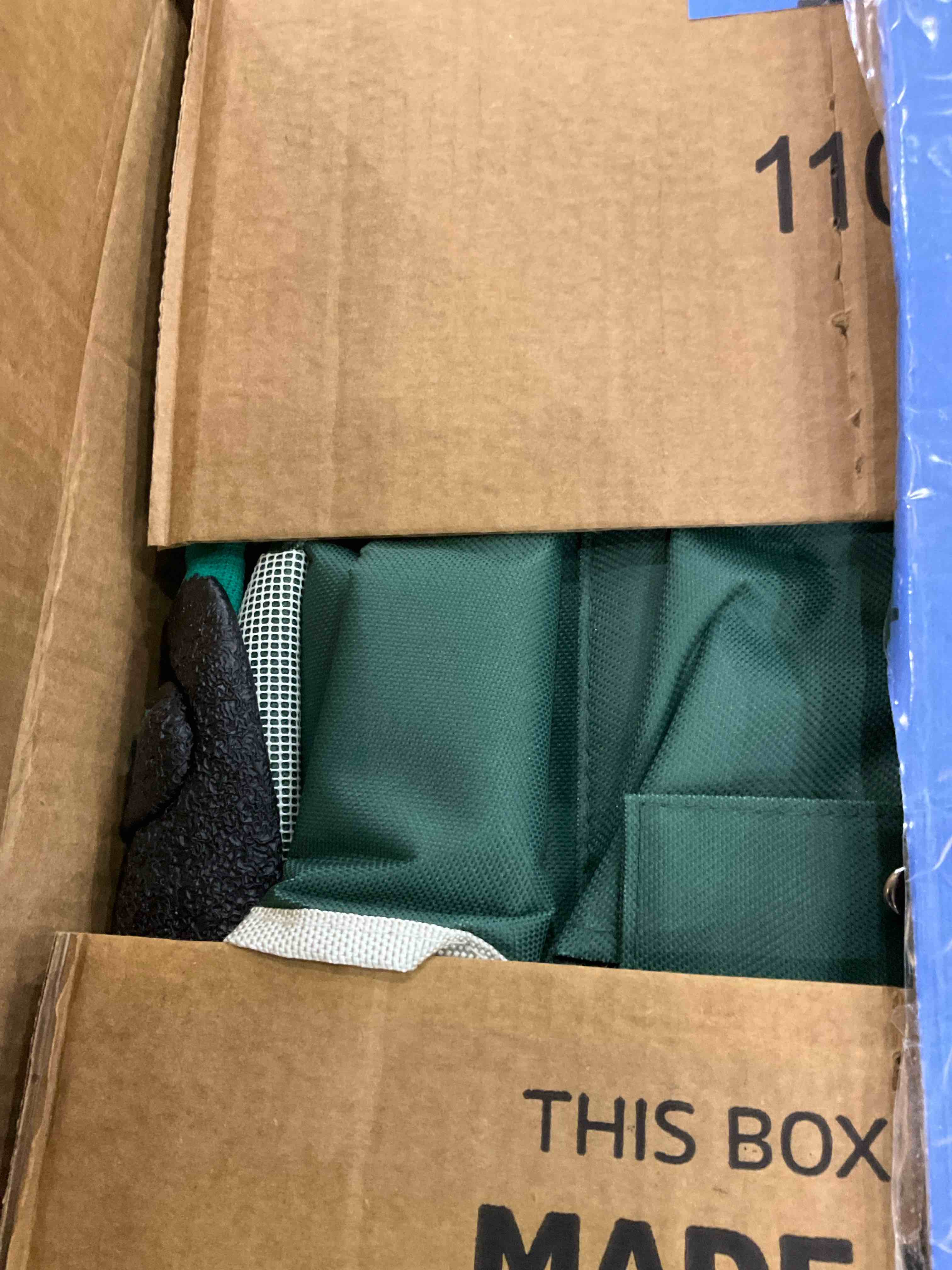 https://s3.amazonaws.com/lotting-images-prod/BargainHunt/EXS01667011_1718365942625.jpeg
