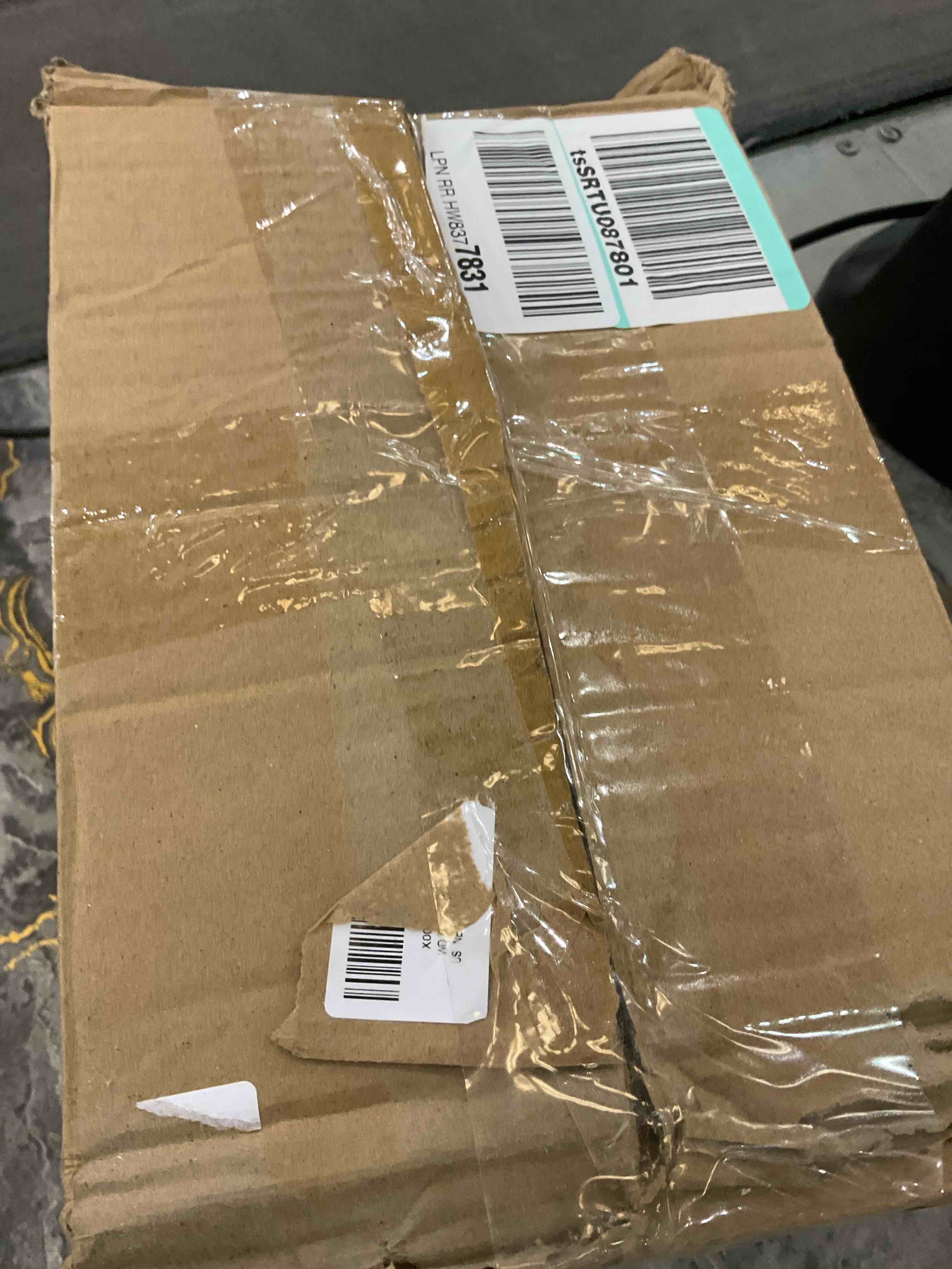 https://s3.amazonaws.com/lotting-images-prod/BargainHunt/EXS01667454_1718891707945.jpeg