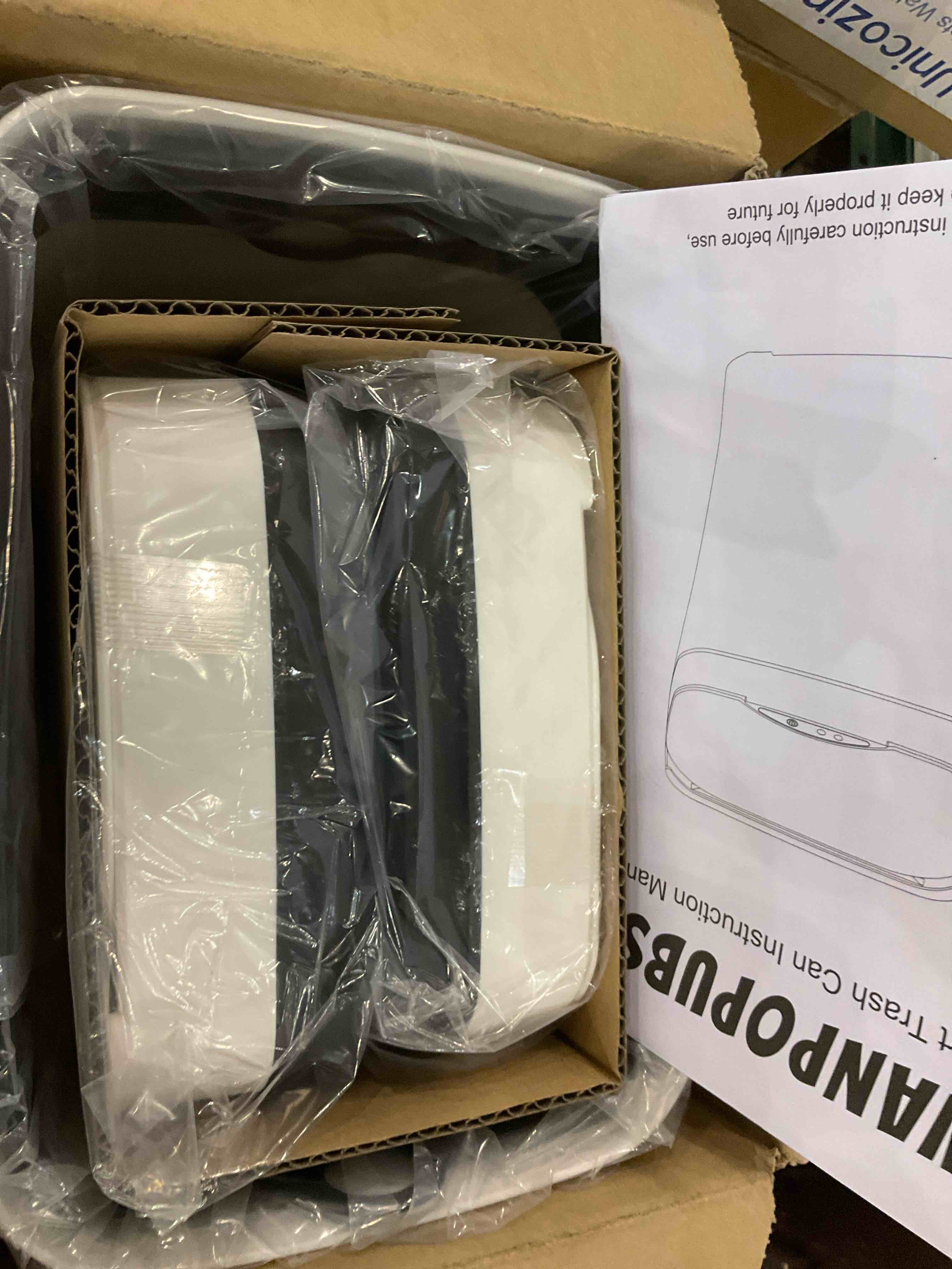 https://s3.amazonaws.com/lotting-images-prod/BargainHunt/EXS01667702_1718278222965.jpeg