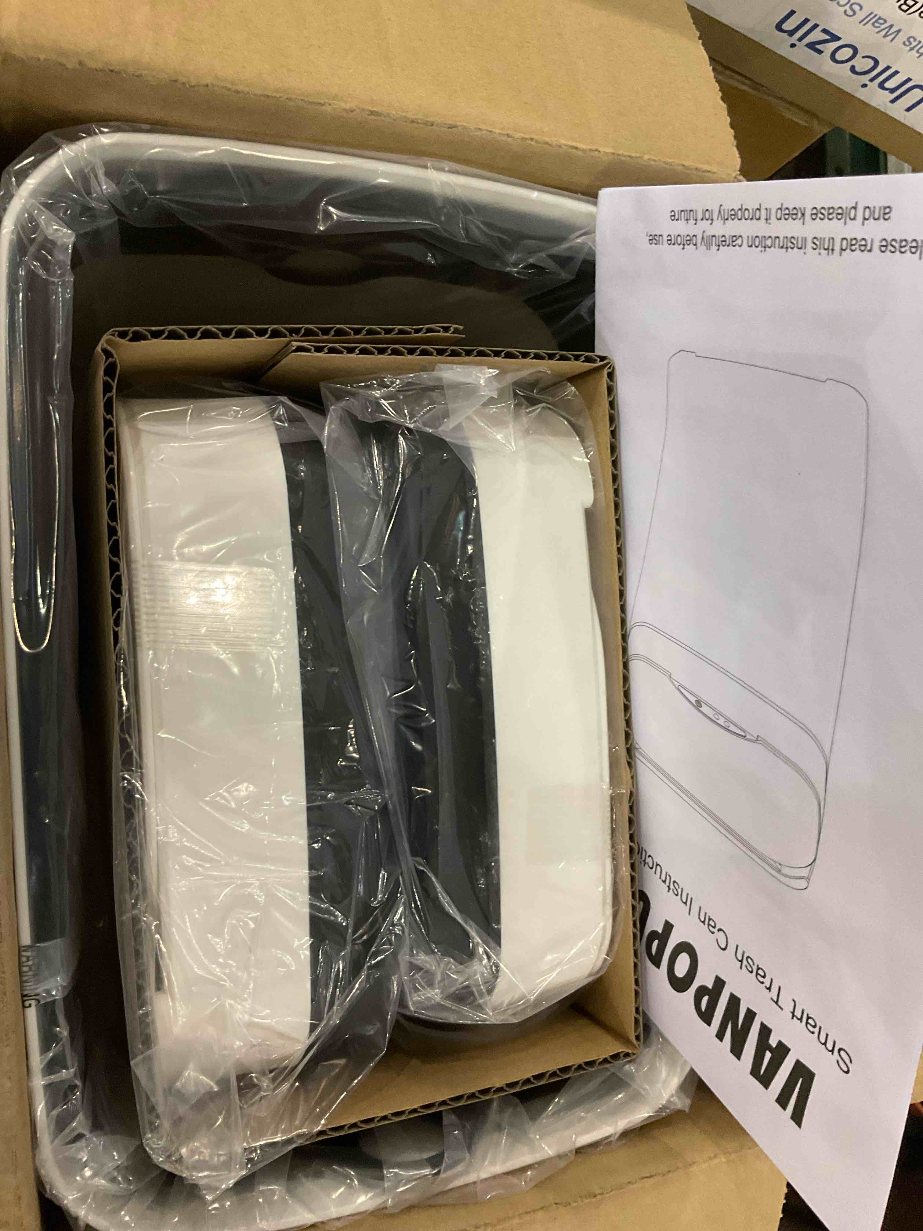 https://s3.amazonaws.com/lotting-images-prod/BargainHunt/EXS01667702_1718278224113.jpeg