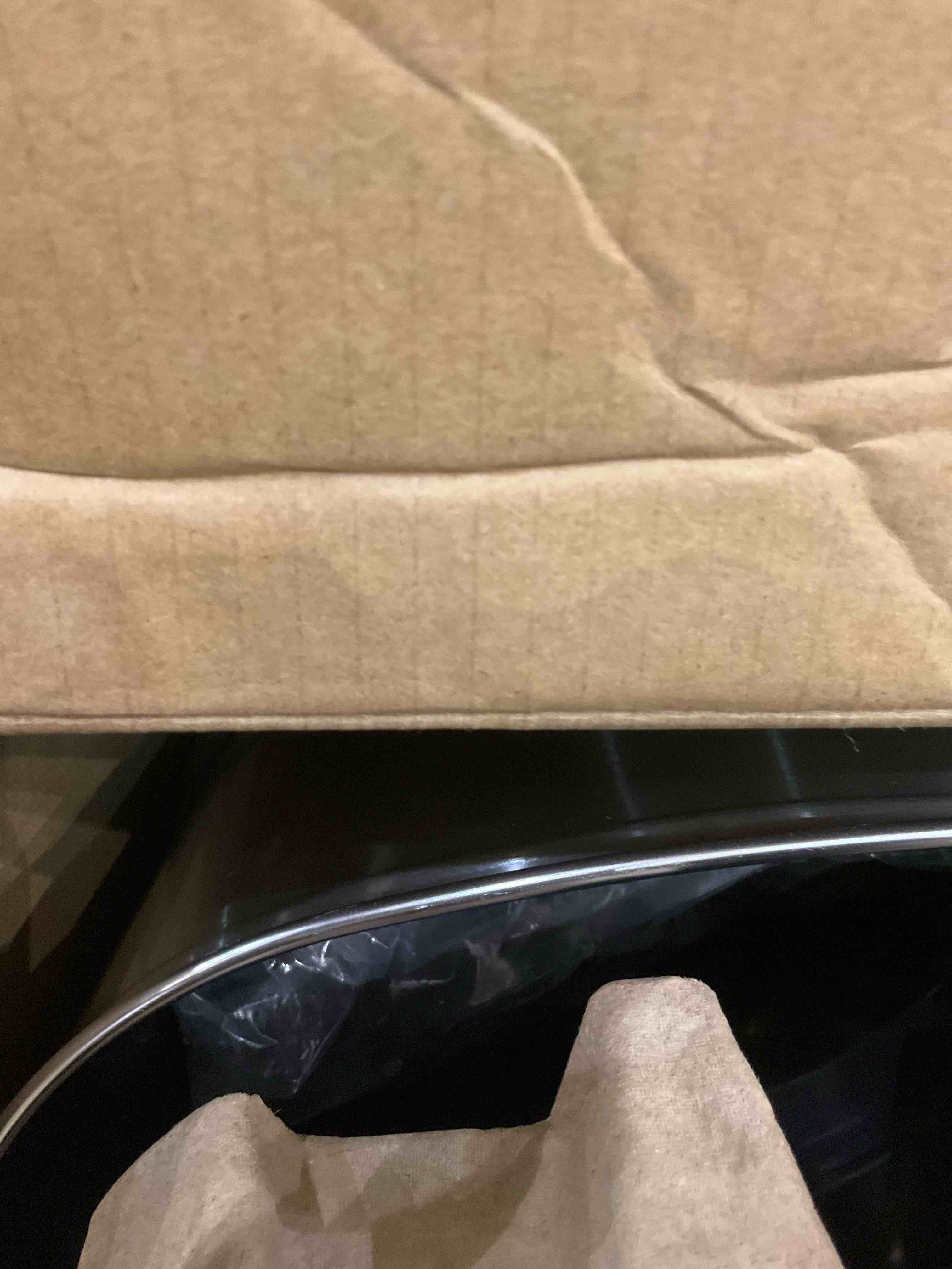https://s3.amazonaws.com/lotting-images-prod/BargainHunt/EXS01668082_1718800724893.jpeg