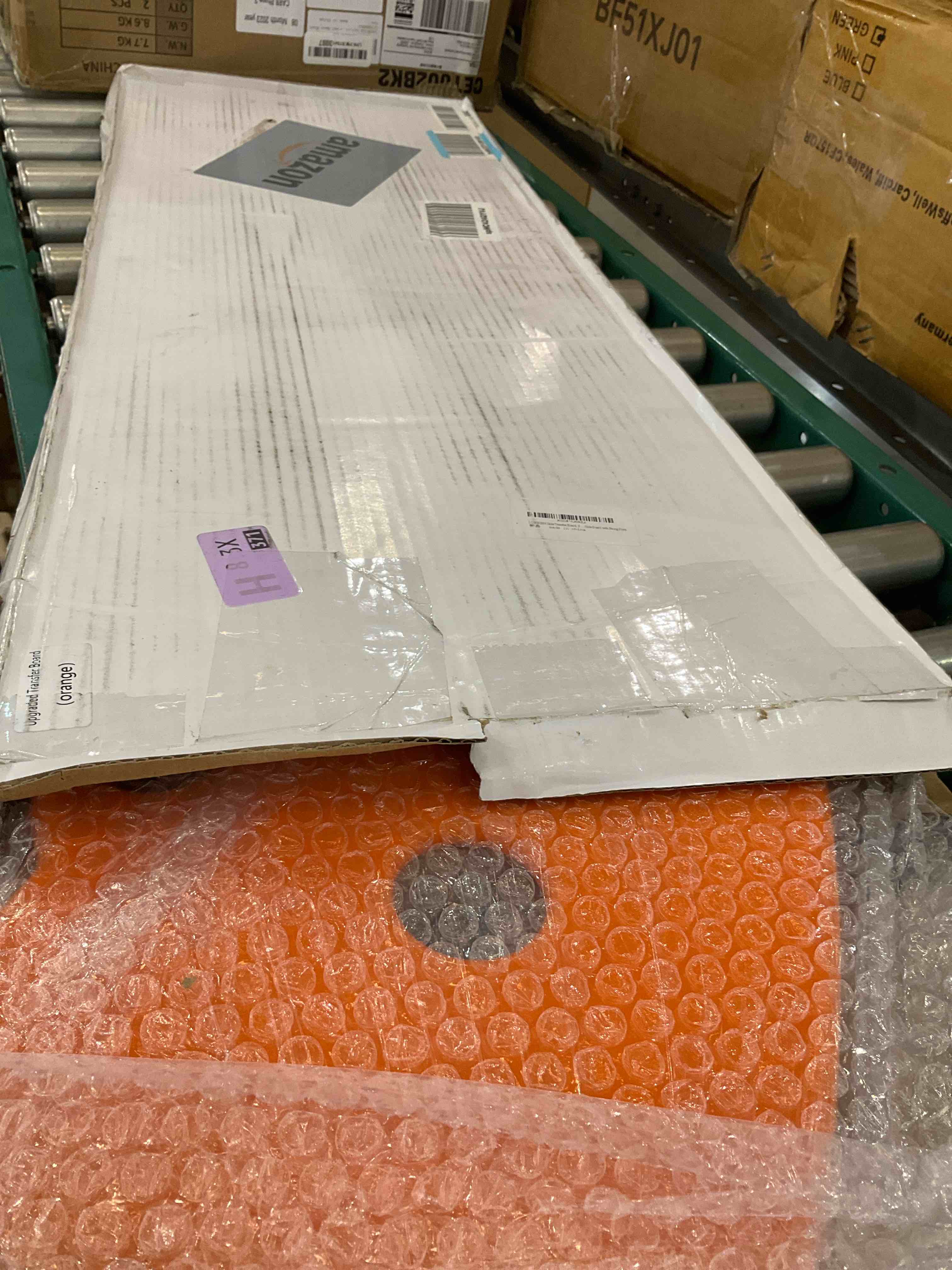 https://s3.amazonaws.com/lotting-images-prod/BargainHunt/EXS01668141_1718809252617.jpeg