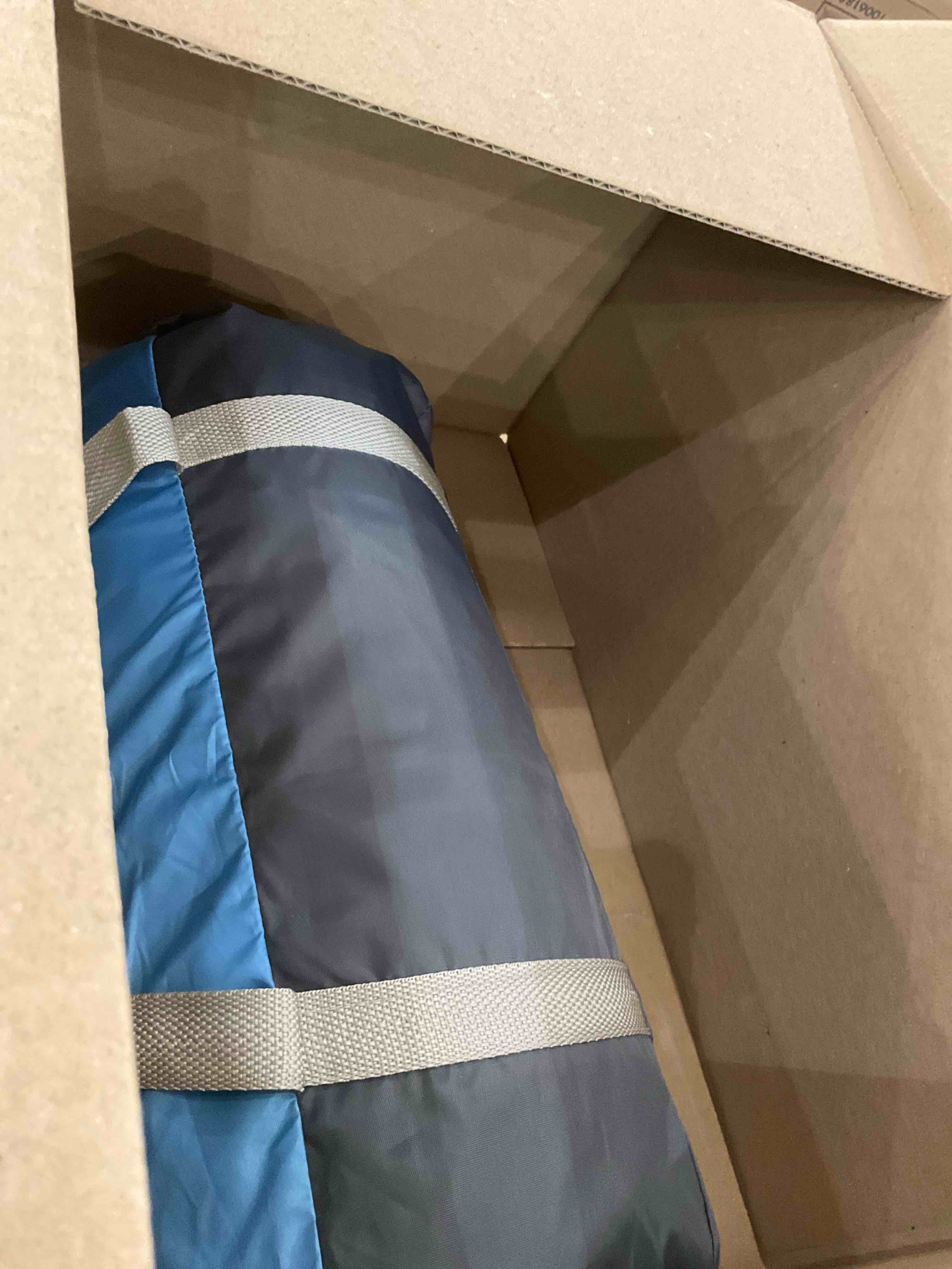 https://s3.amazonaws.com/lotting-images-prod/BargainHunt/EXS01668223_1718824360869.jpeg