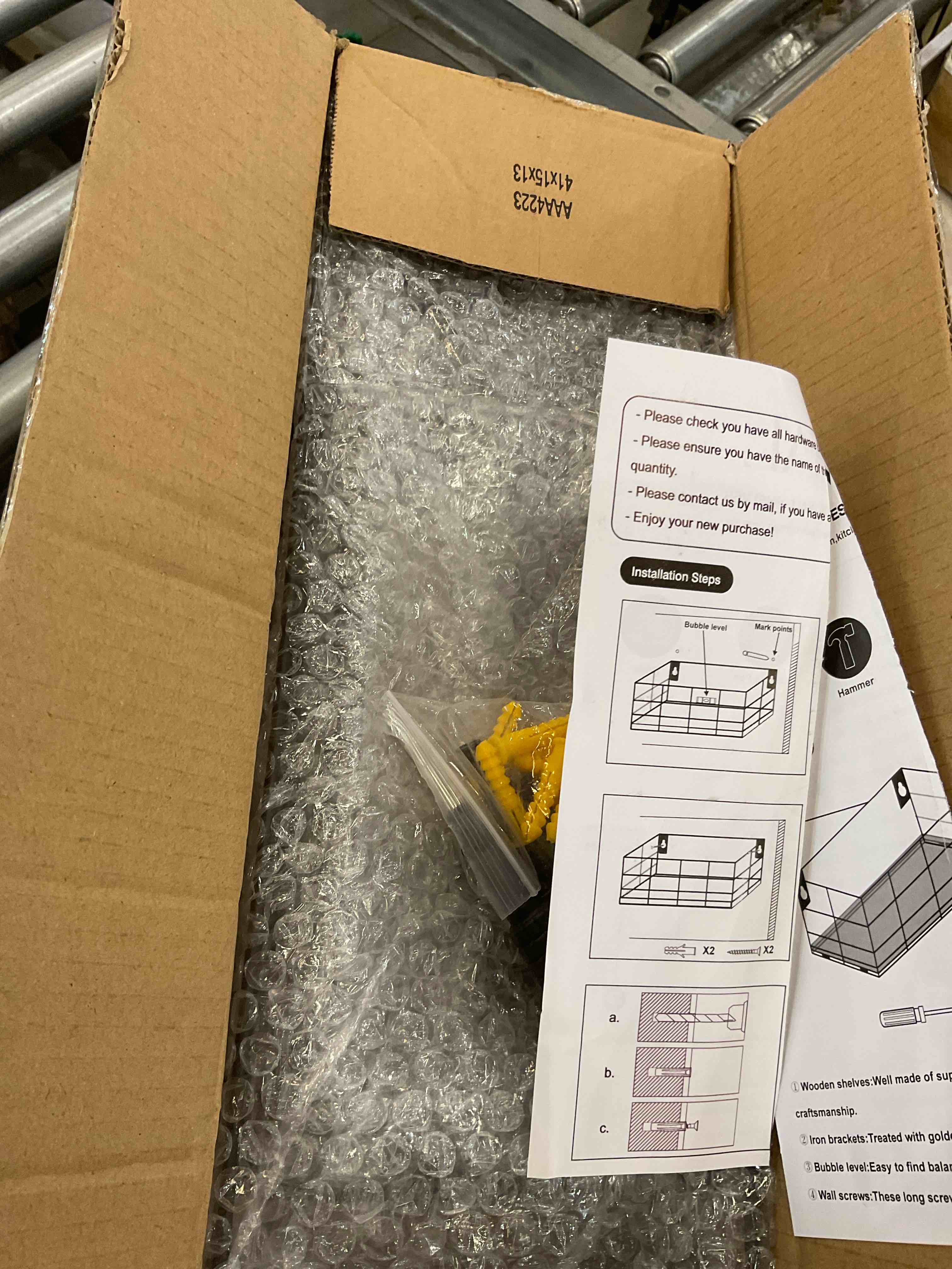 https://s3.amazonaws.com/lotting-images-prod/BargainHunt/EXS01668472_1718986696152.jpeg