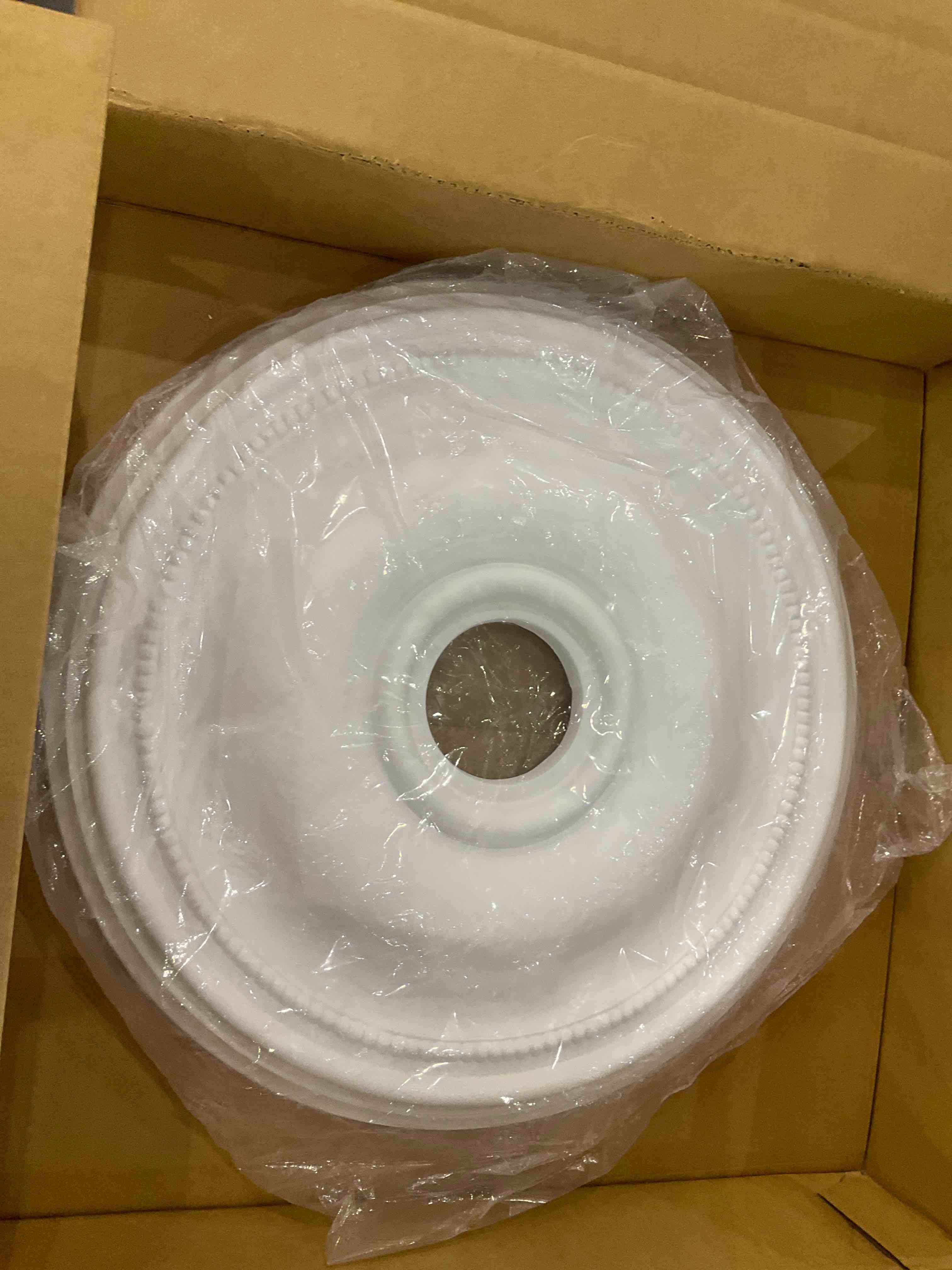 https://s3.amazonaws.com/lotting-images-prod/BargainHunt/EXS01668671_1719315578538.jpeg
